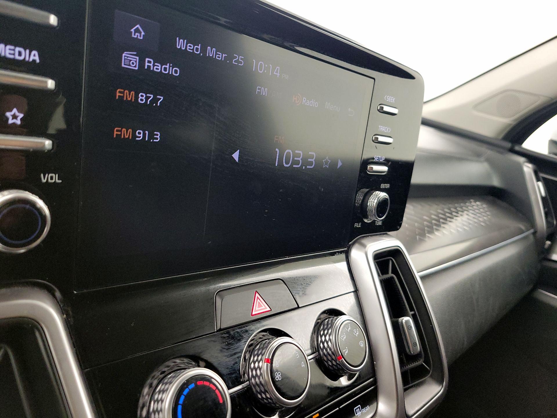 Thumbnail: 2023 Kia Sorento - 15