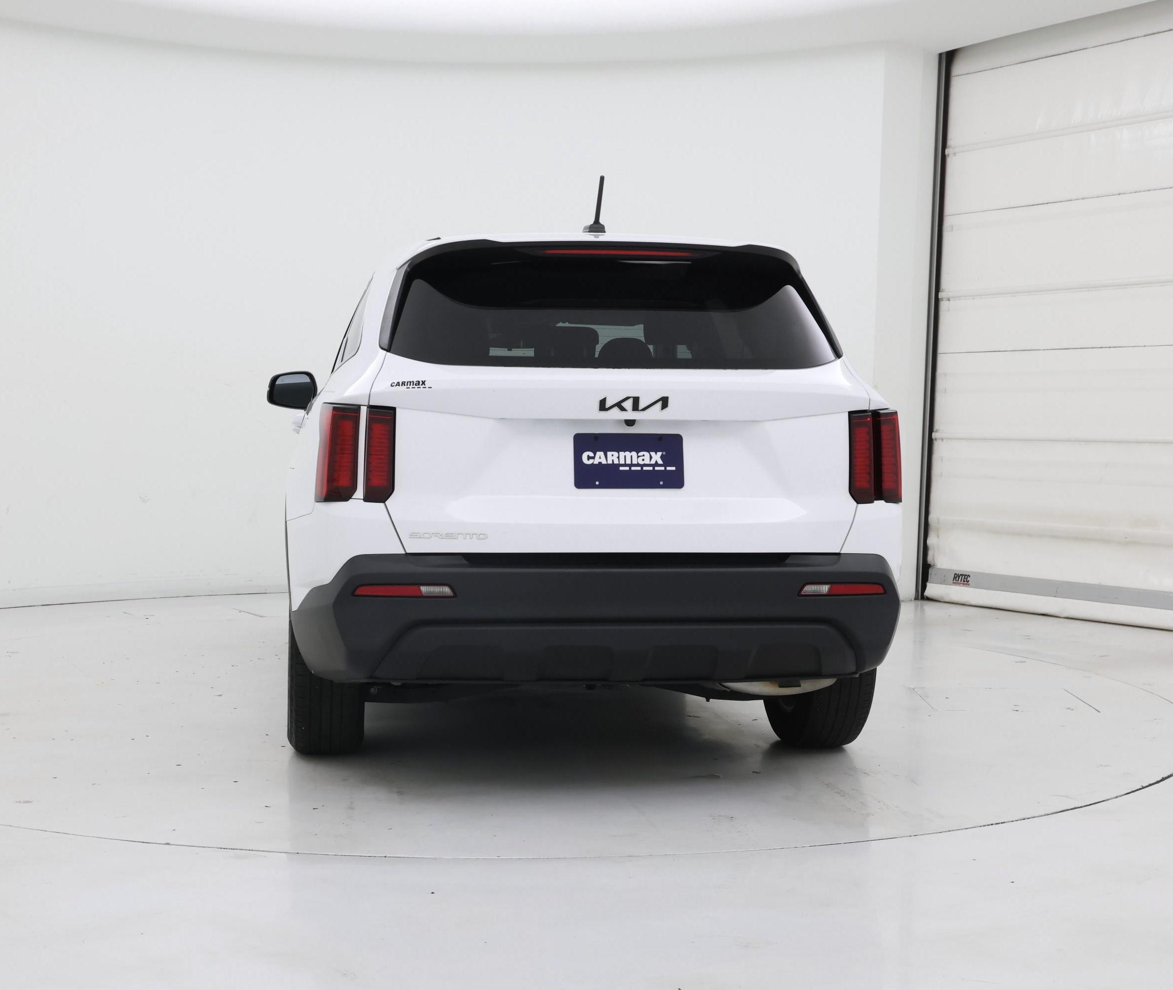 Thumbnail: 2023 Kia Sorento - 6