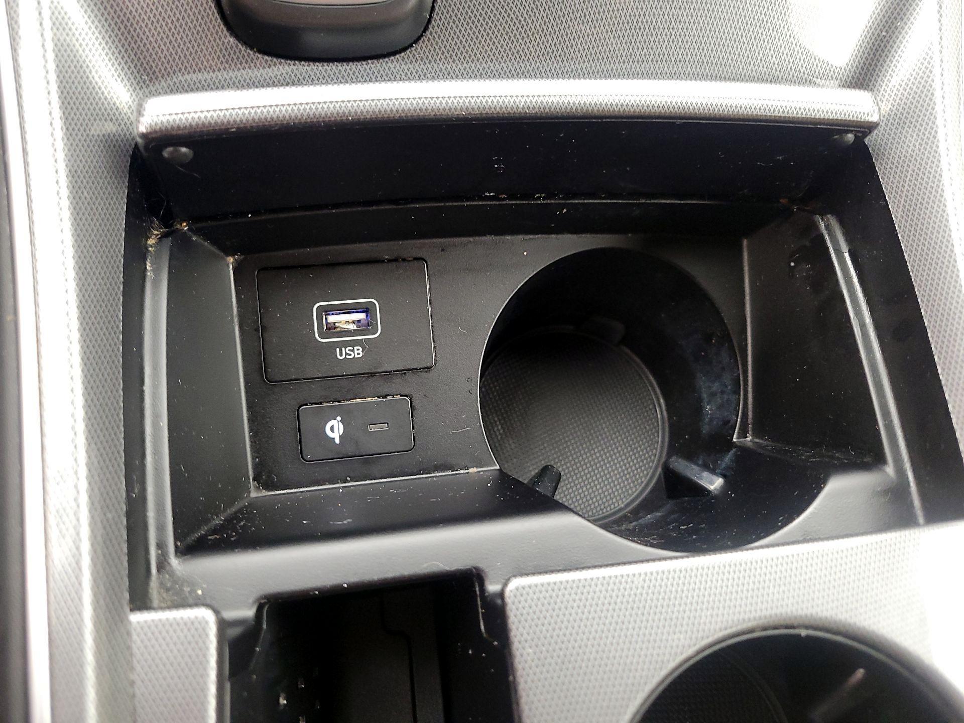 Thumbnail: 2023 Hyundai Santa Fe - 18