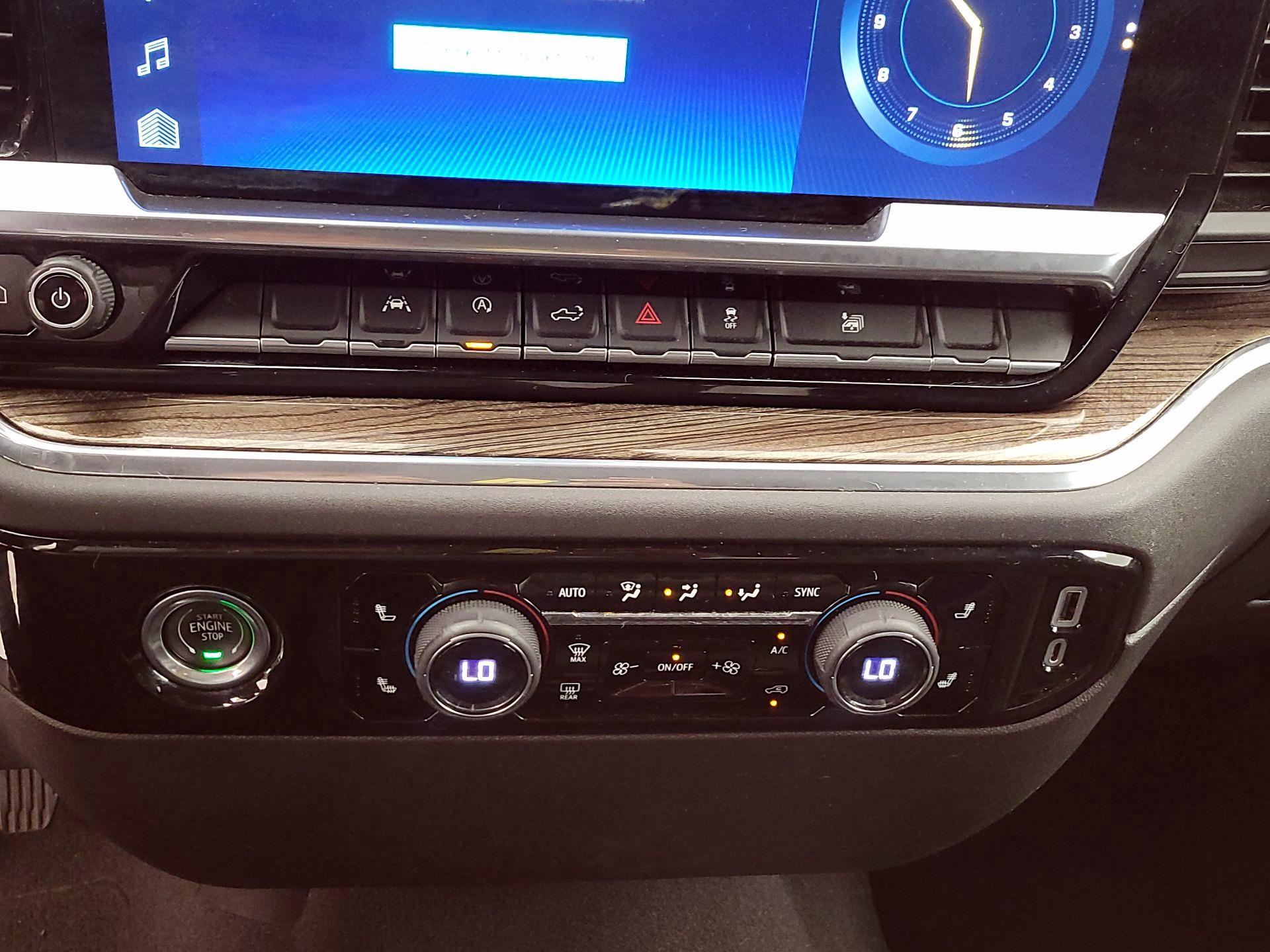 Thumbnail: 2023 Chevrolet Silverado 1500 - 16