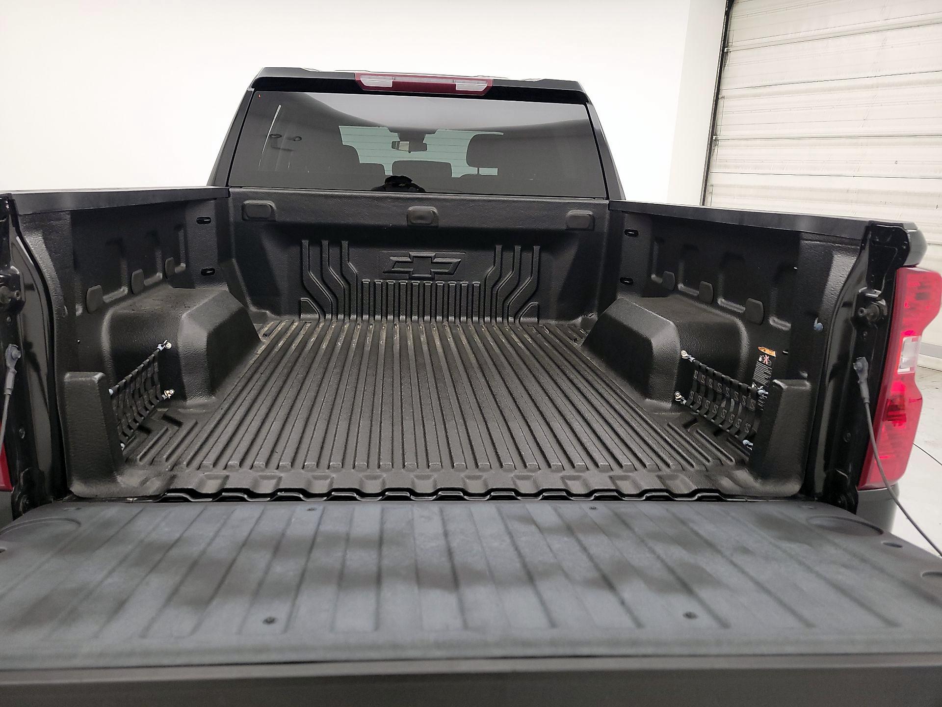 Thumbnail: 2023 Chevrolet Silverado 1500 - 20