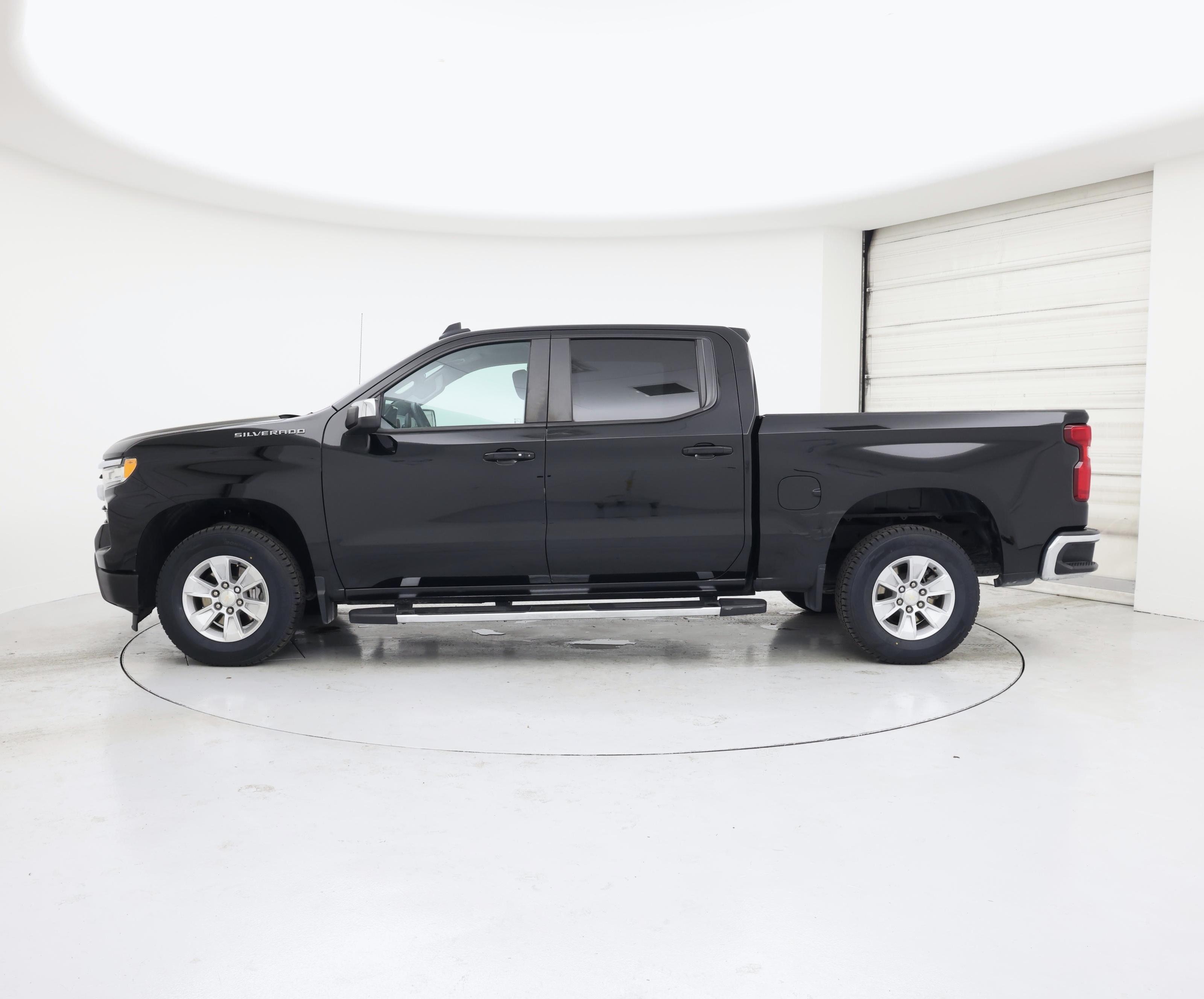 Thumbnail: 2023 Chevrolet Silverado 1500 - 3