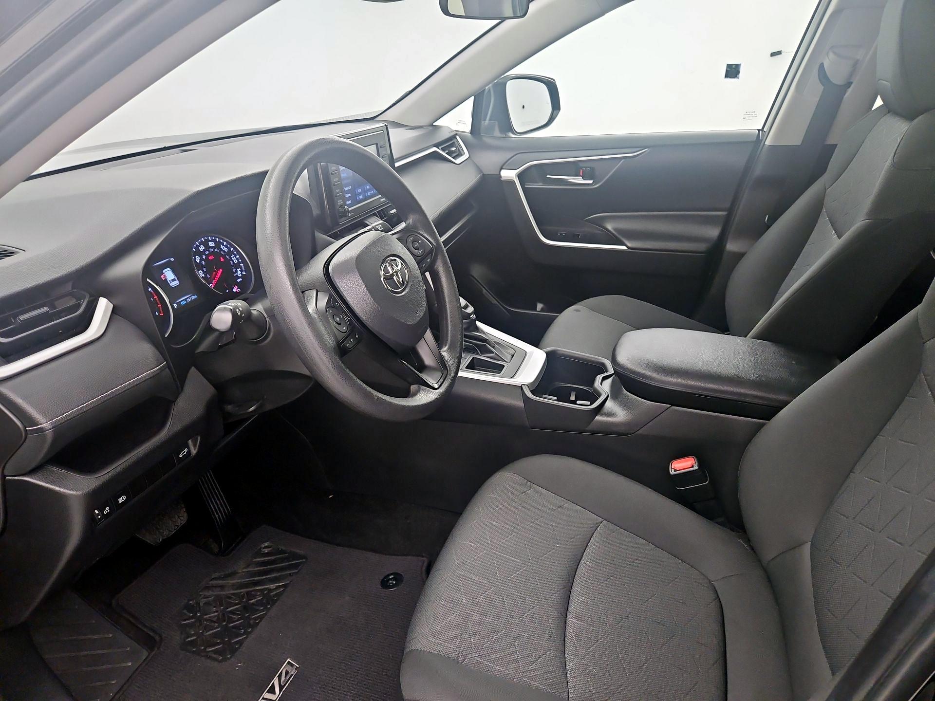 Thumbnail: 2022 Toyota RAV4 - 11