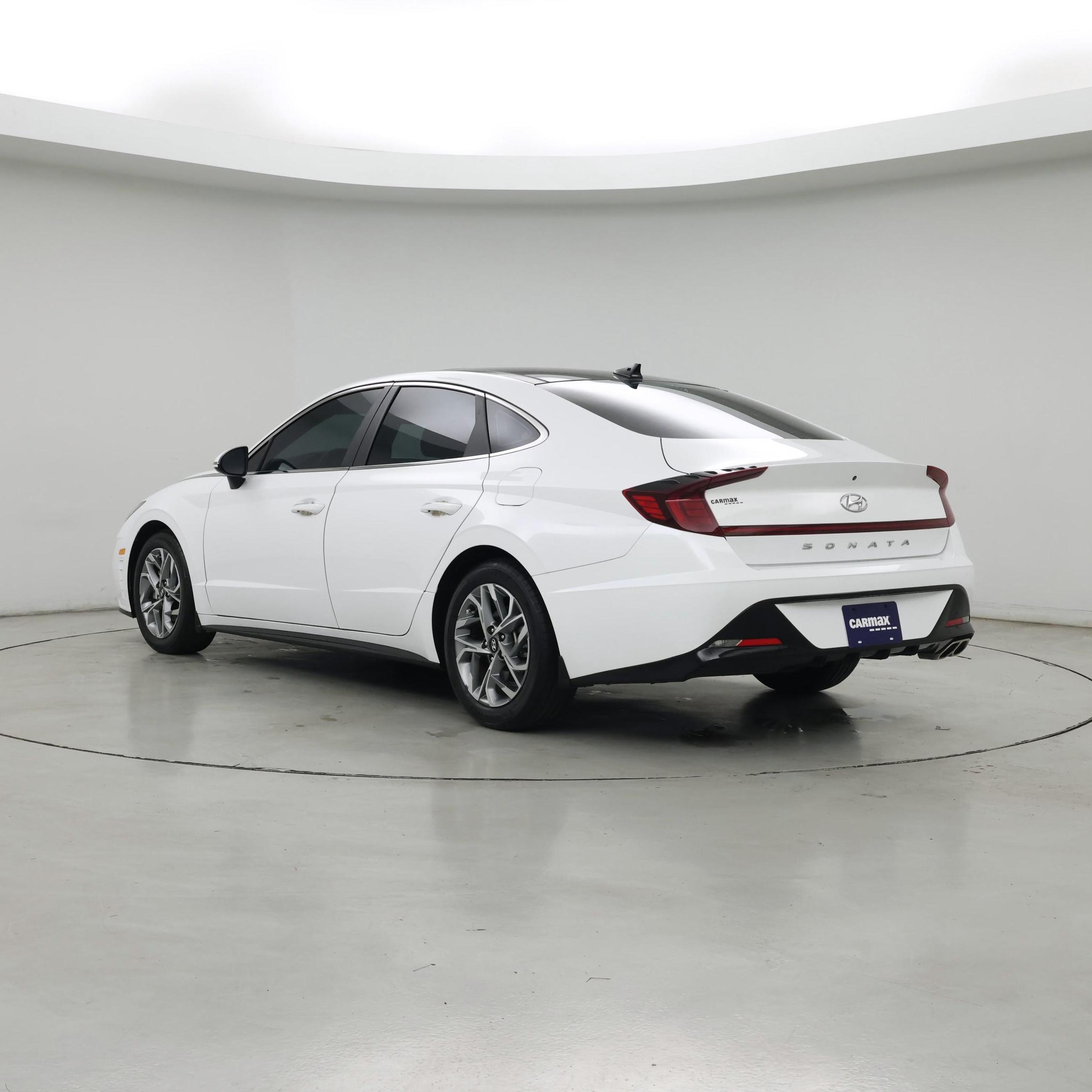 Thumbnail: 2023 Hyundai Sonata - 2