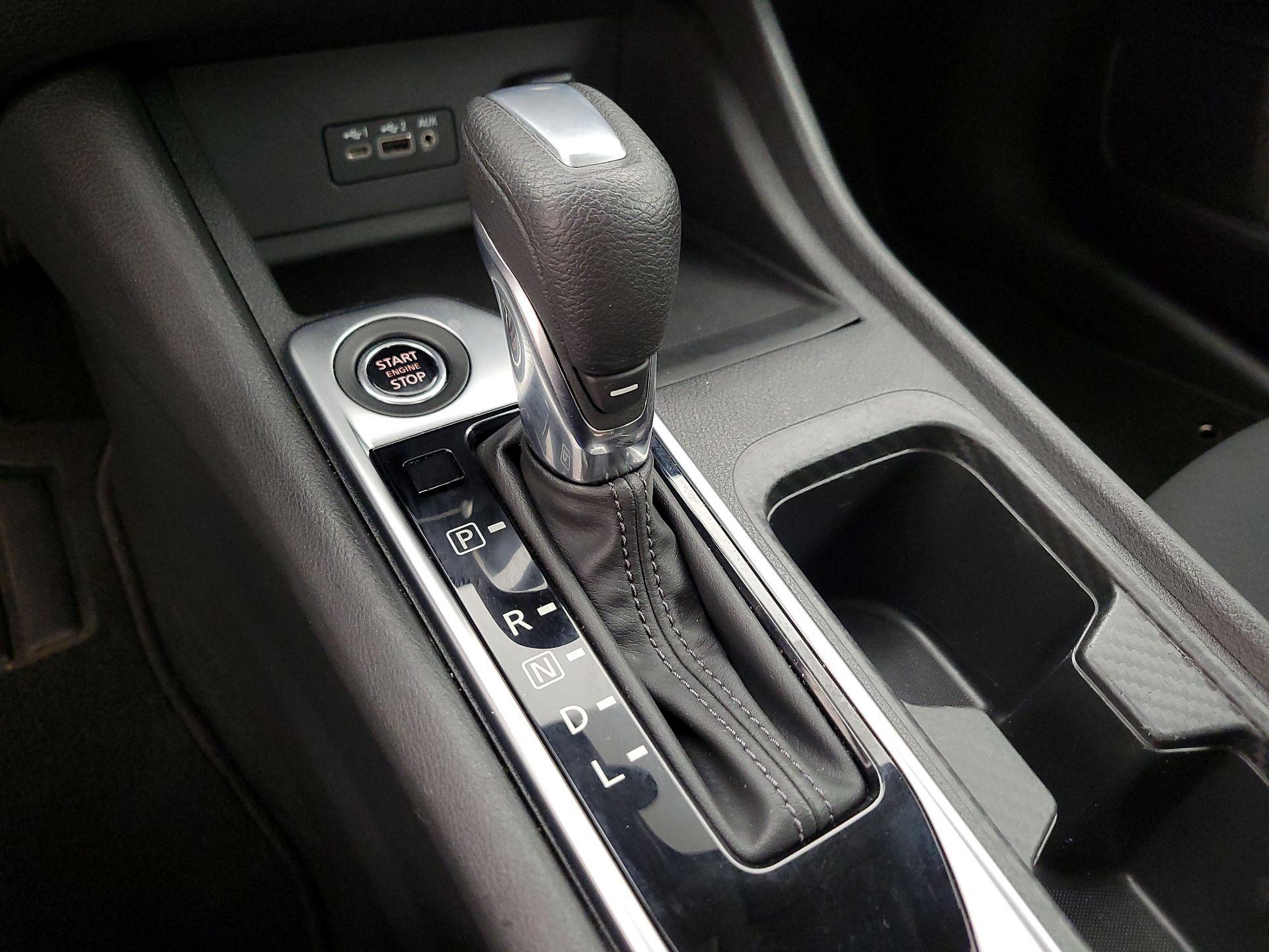 Thumbnail: 2022 Nissan Sentra - 17