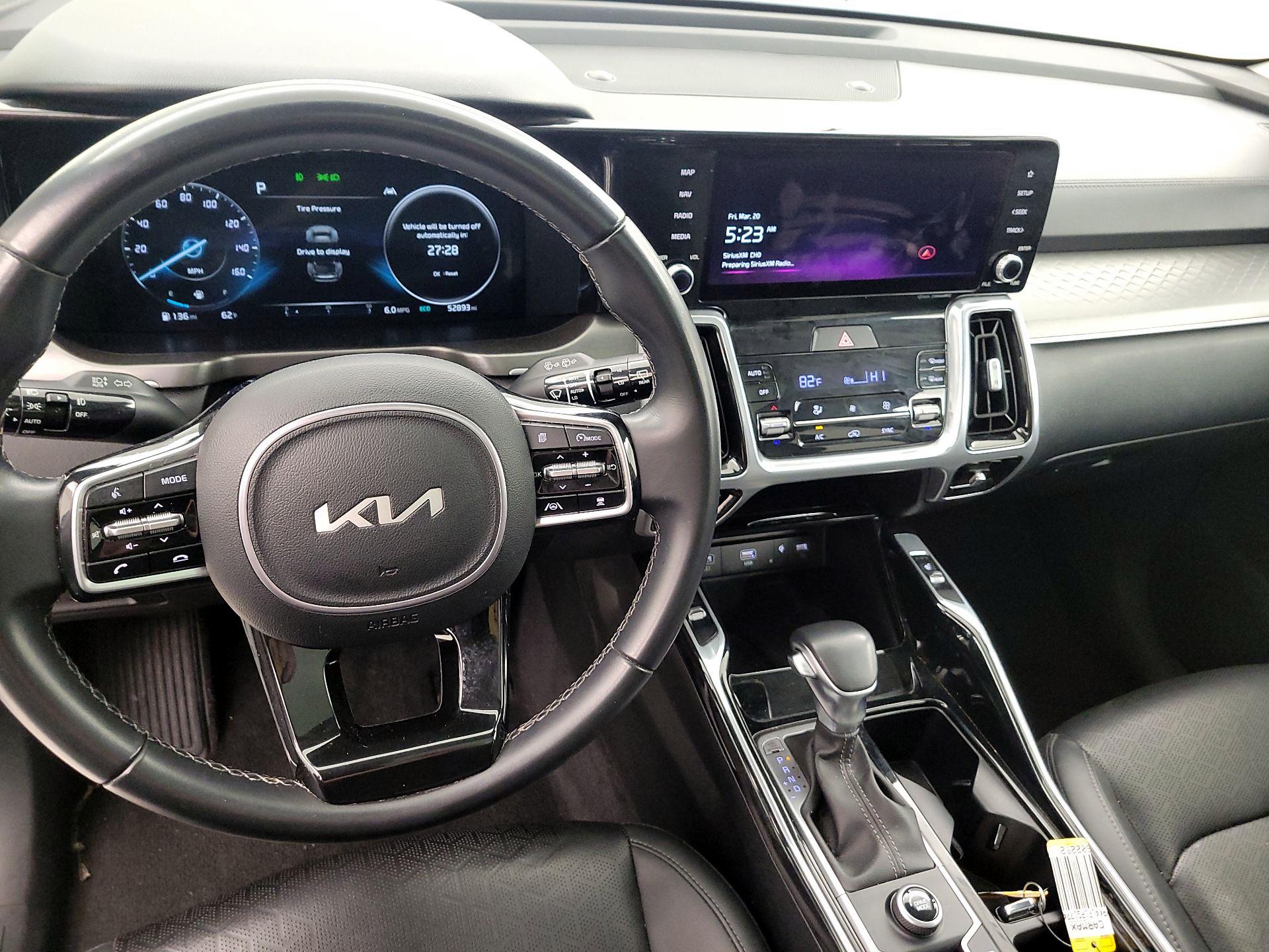 Thumbnail: 2023 Kia Sorento - 9