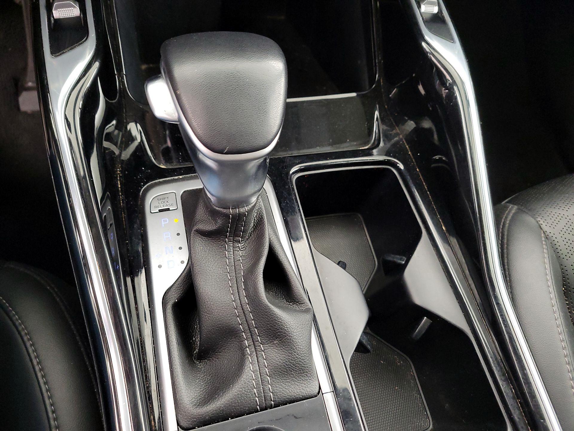 Thumbnail: 2023 Kia Sorento - 18