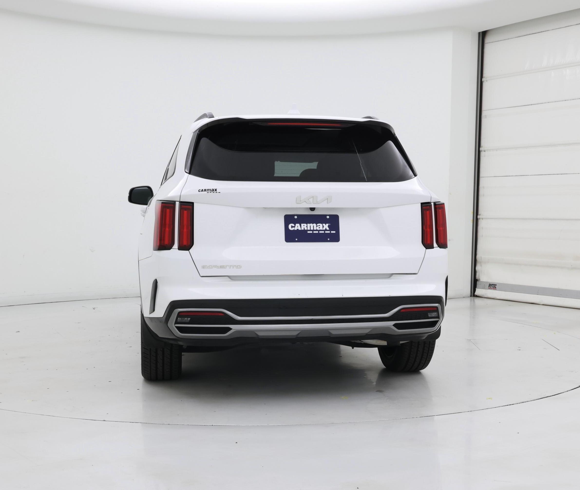 Thumbnail: 2023 Kia Sorento - 6