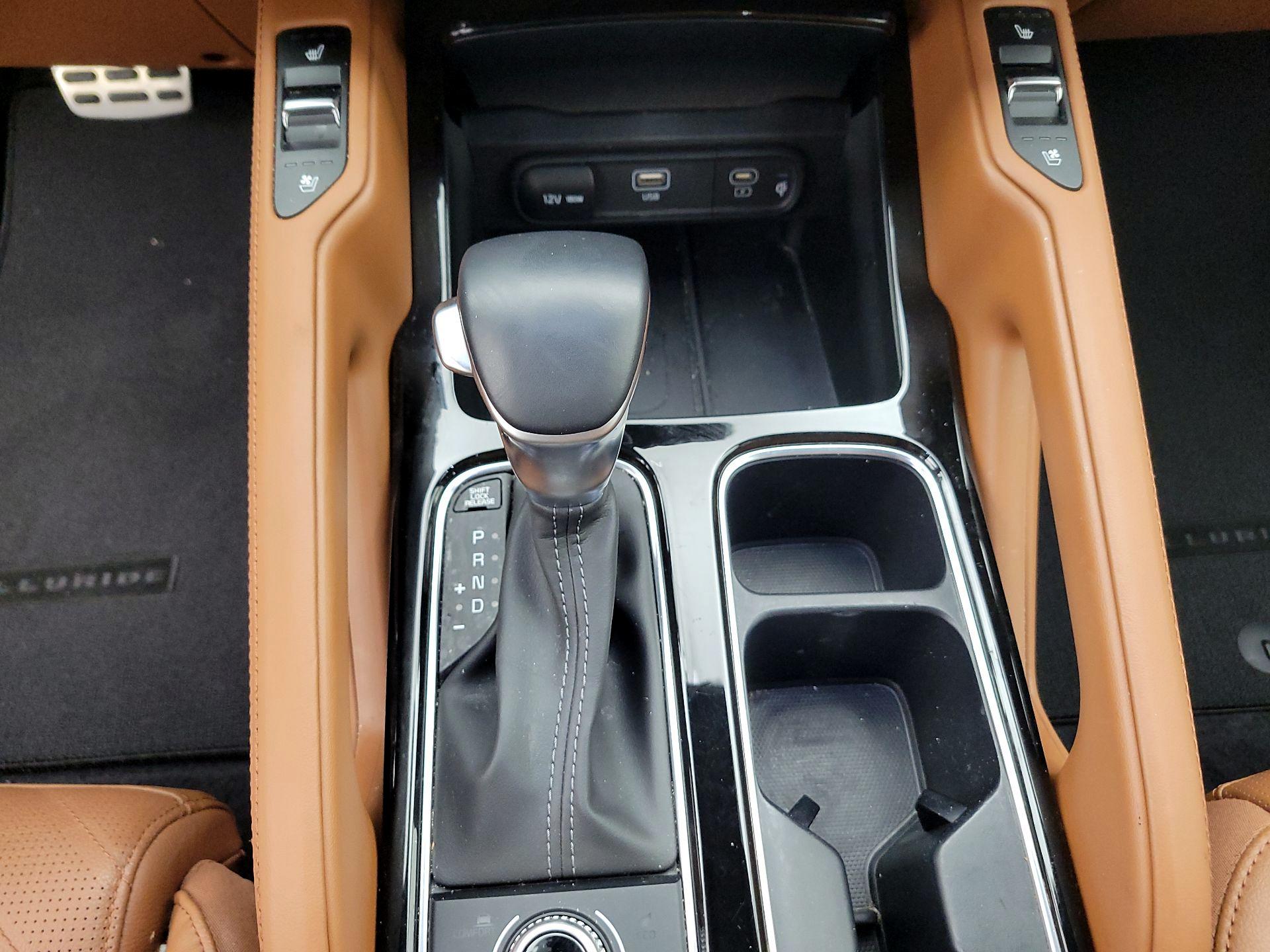 Thumbnail: 2023 Kia Telluride - 16