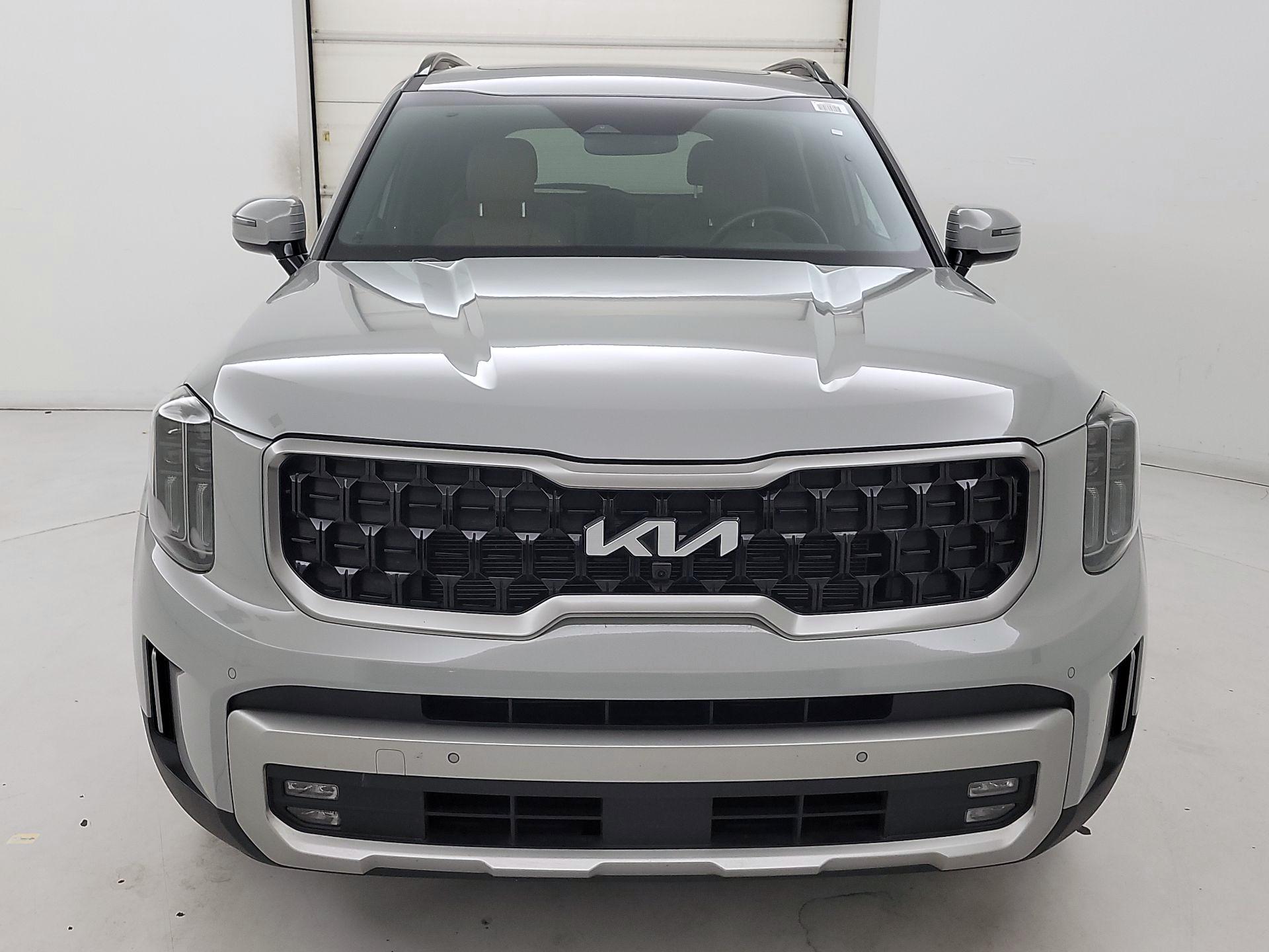 Thumbnail: 2023 Kia Telluride - 2