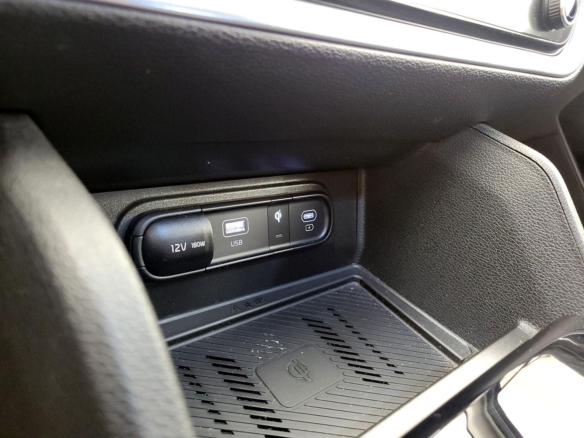 Thumbnail: 2023 Kia Sportage - 19