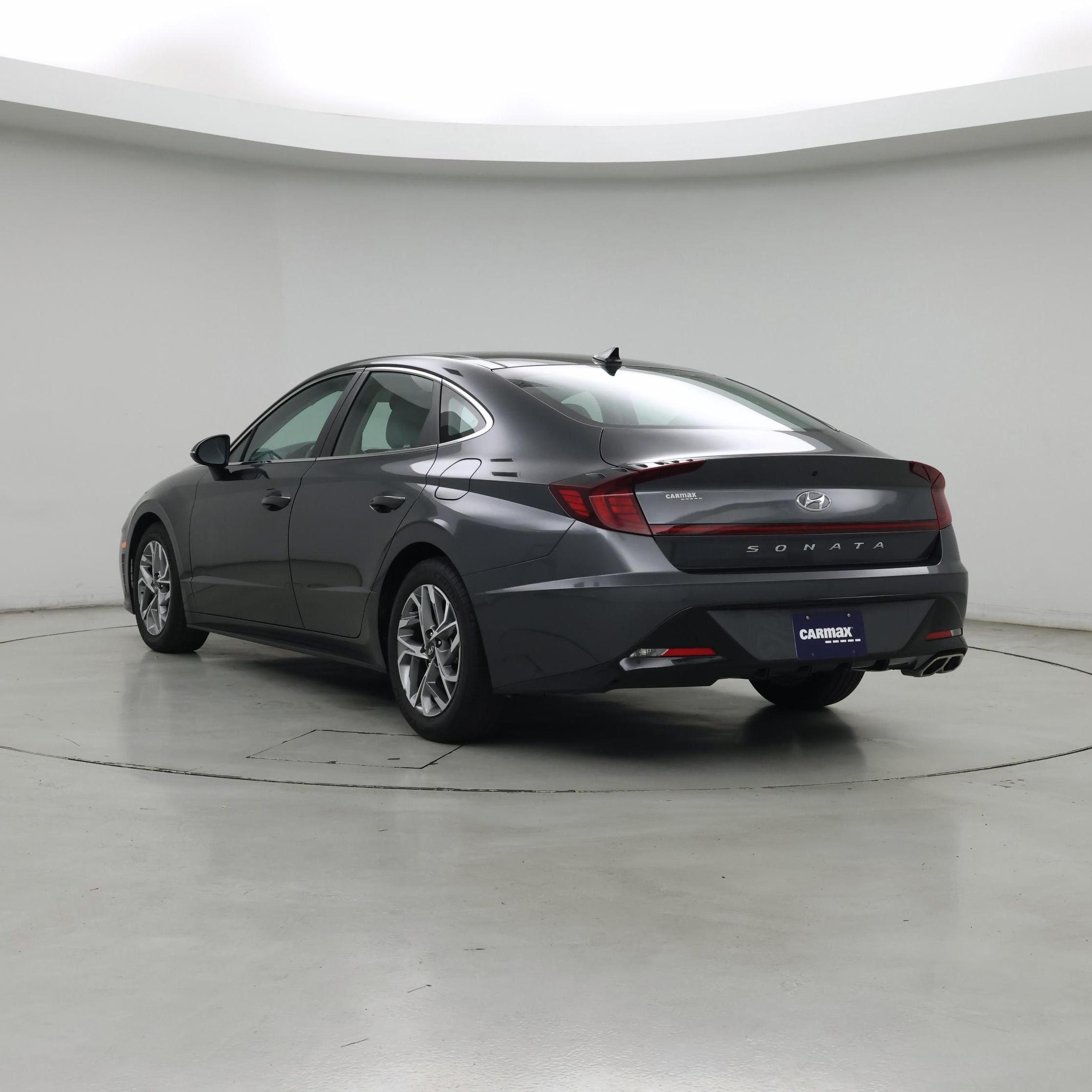 Thumbnail: 2023 Hyundai Sonata - 2