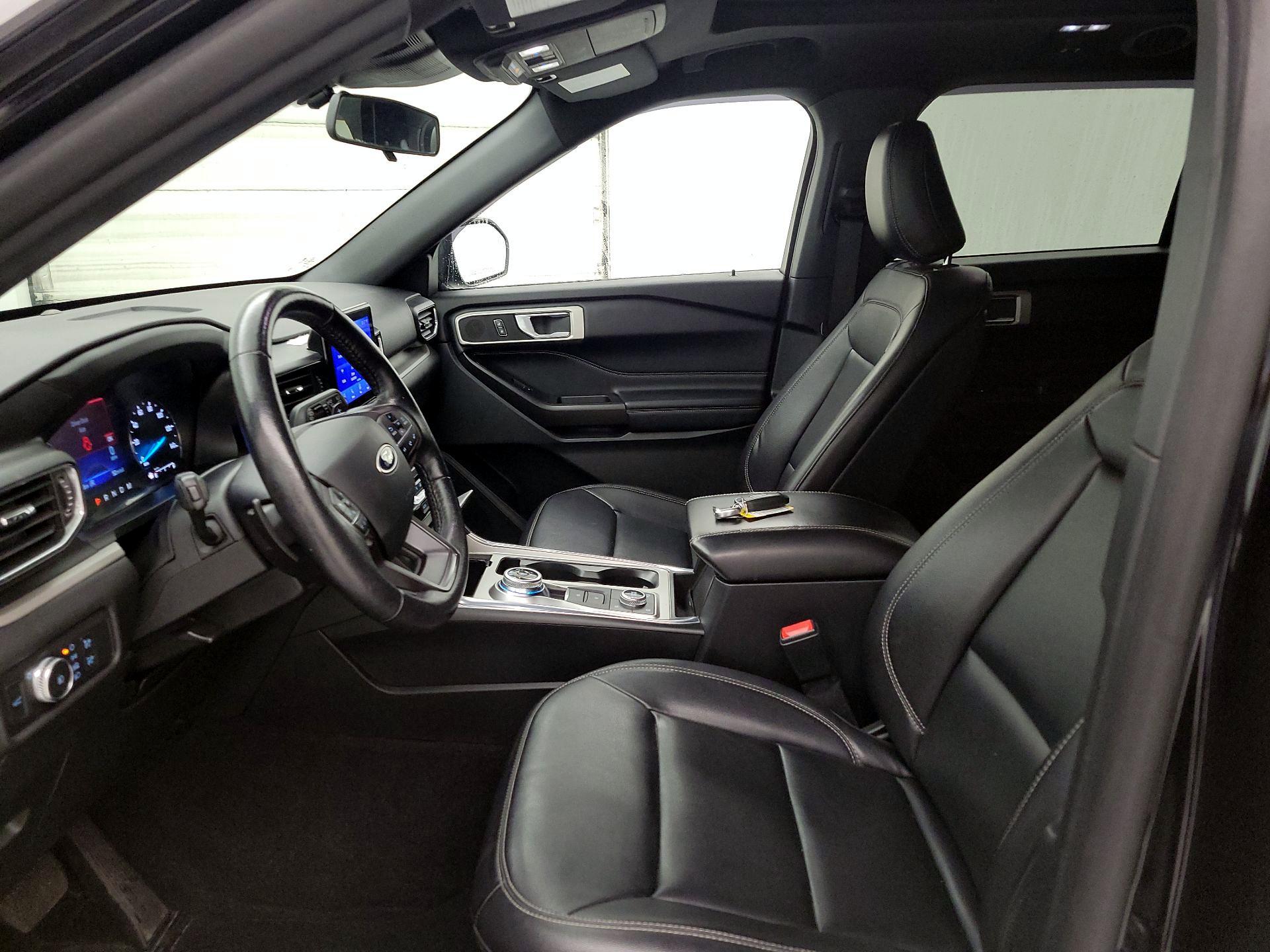 Thumbnail: 2020 Ford Explorer - 11