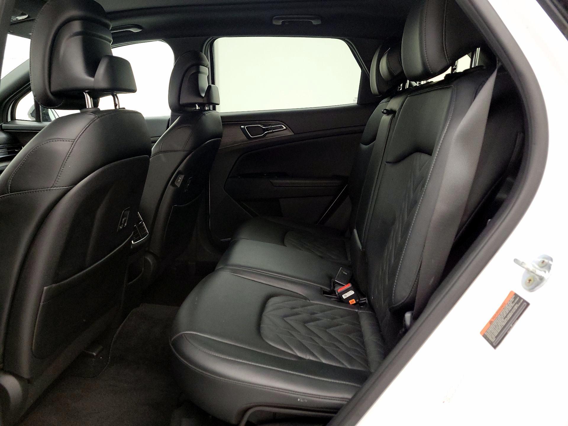 Thumbnail: 2023 Kia Sportage - 19