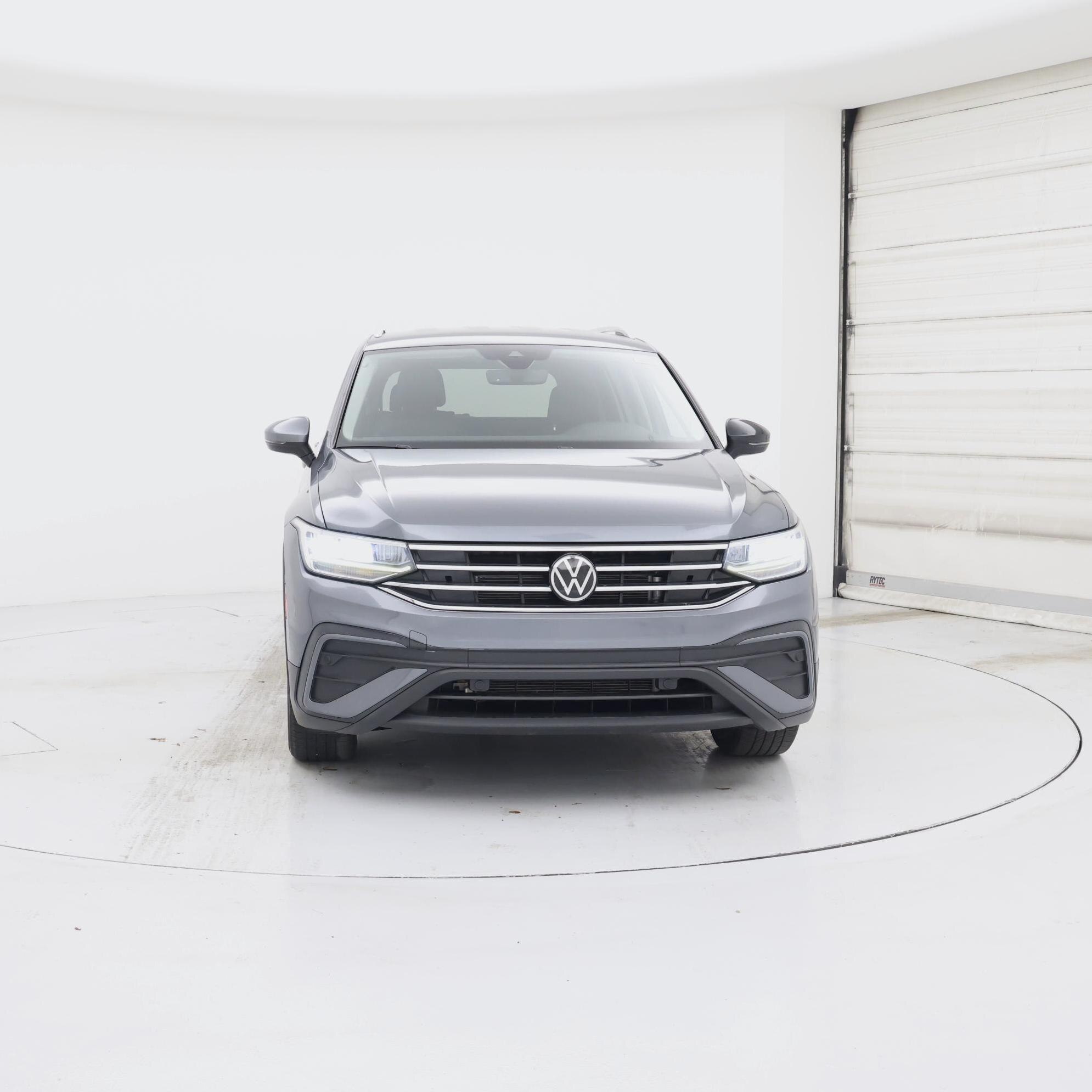 Thumbnail: 2022 Volkswagen Tiguan - 5
