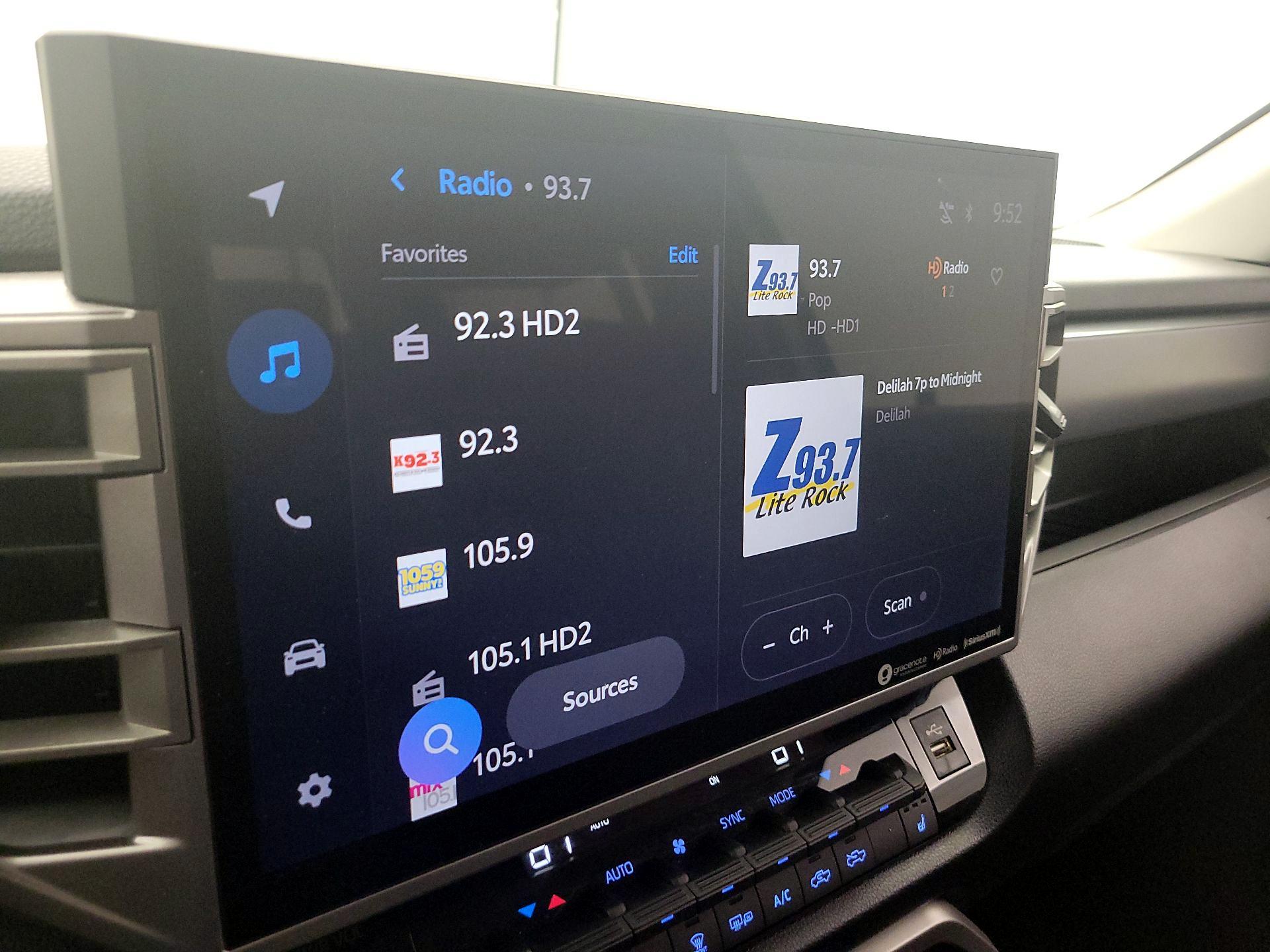 Thumbnail: 2024 Toyota Tundra - 13