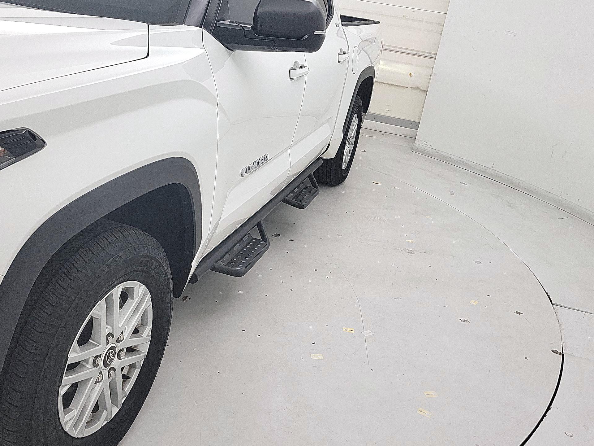 Thumbnail: 2024 Toyota Tundra - 3