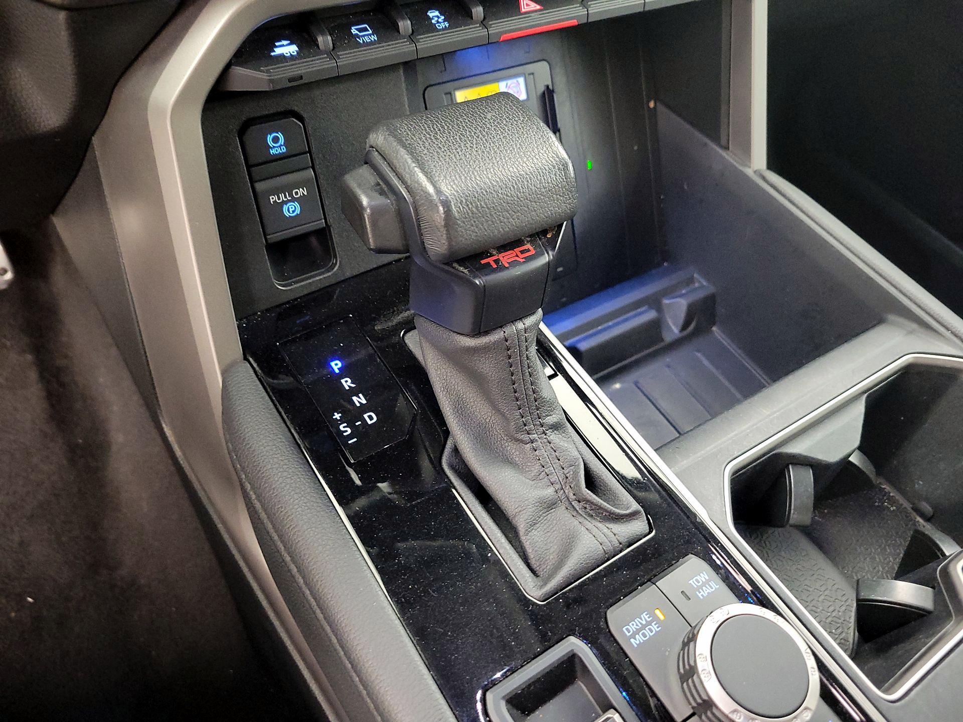 Thumbnail: 2022 Toyota Tundra - 17