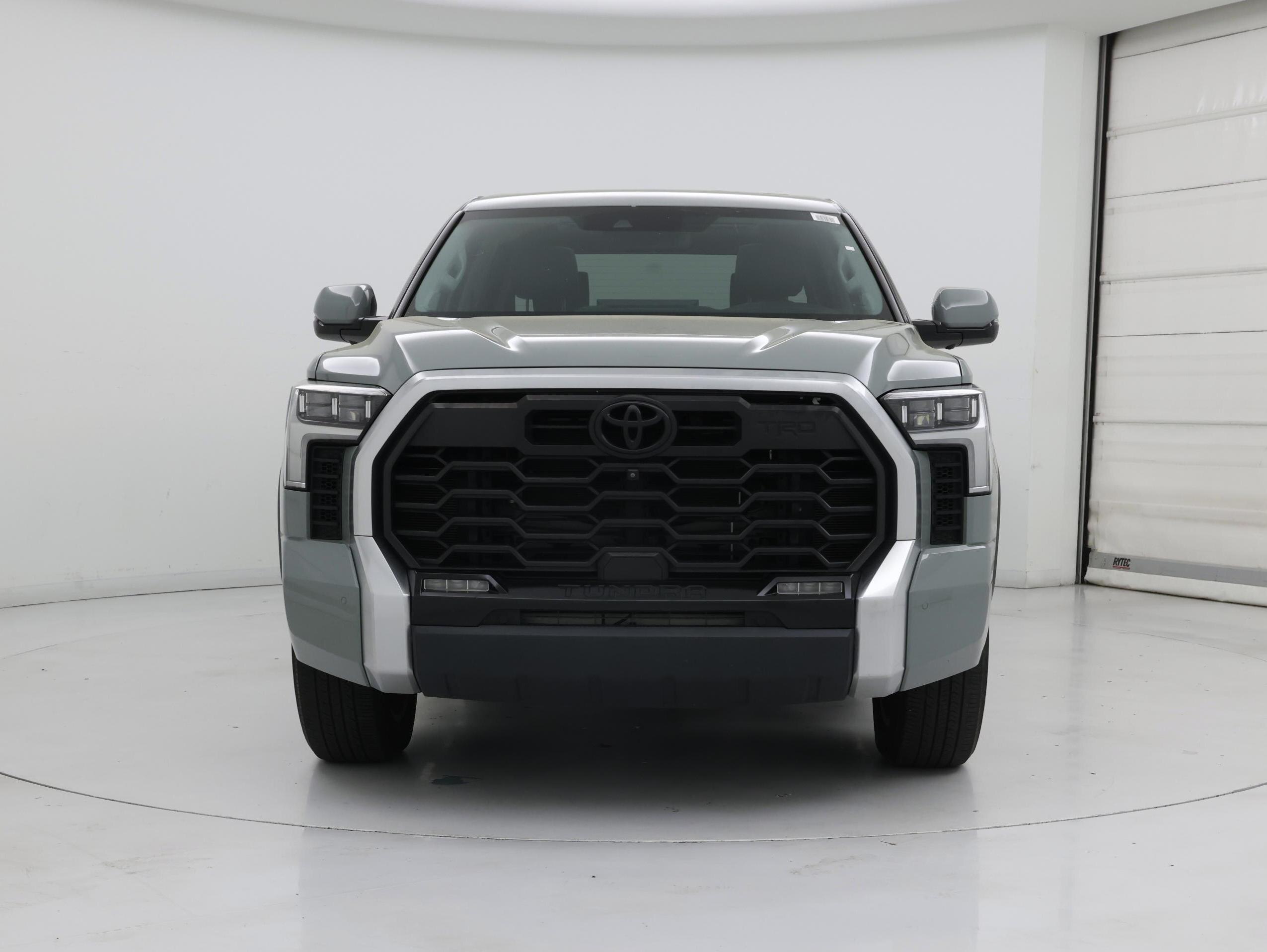 Thumbnail: 2022 Toyota Tundra - 5