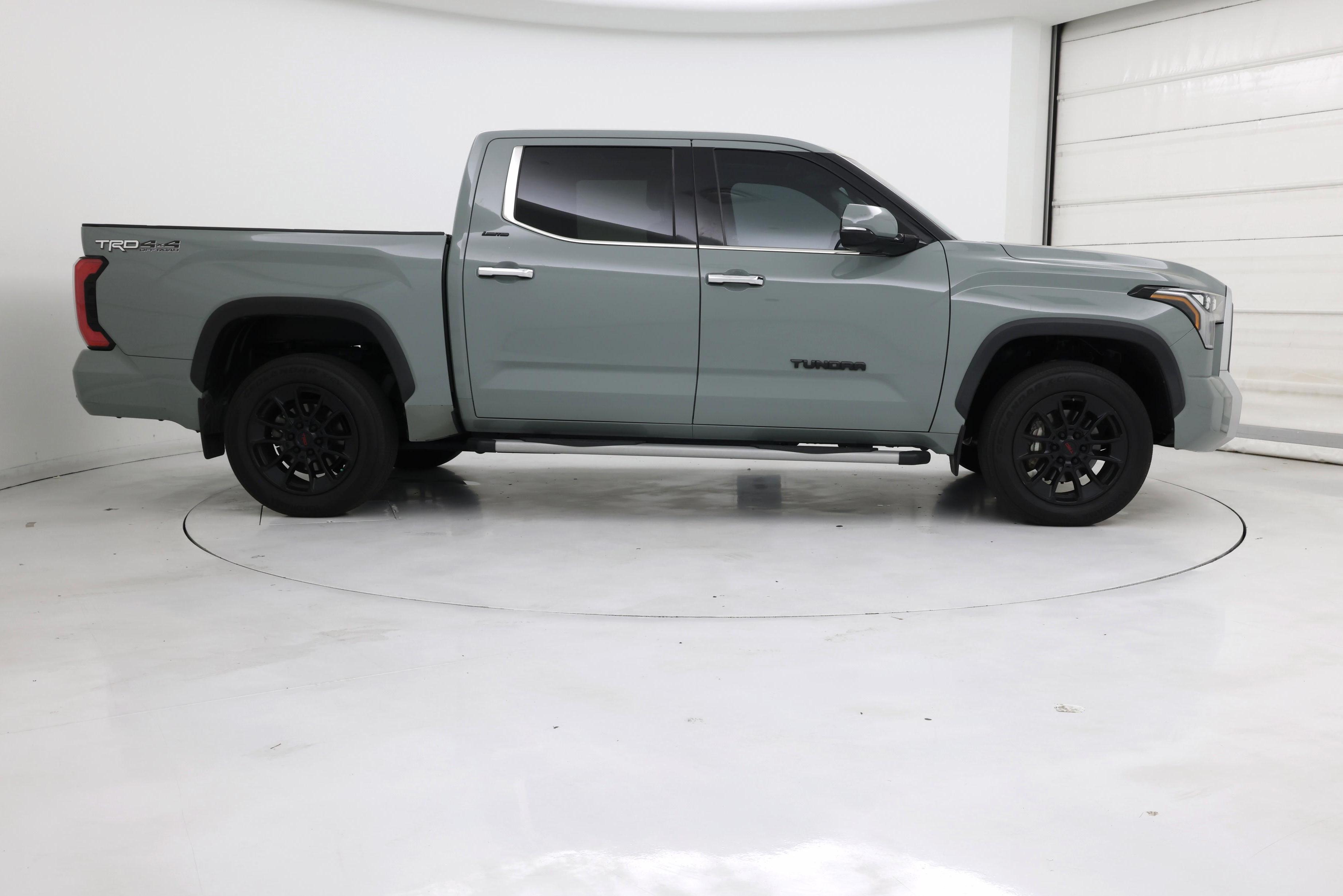 Thumbnail: 2022 Toyota Tundra - 7