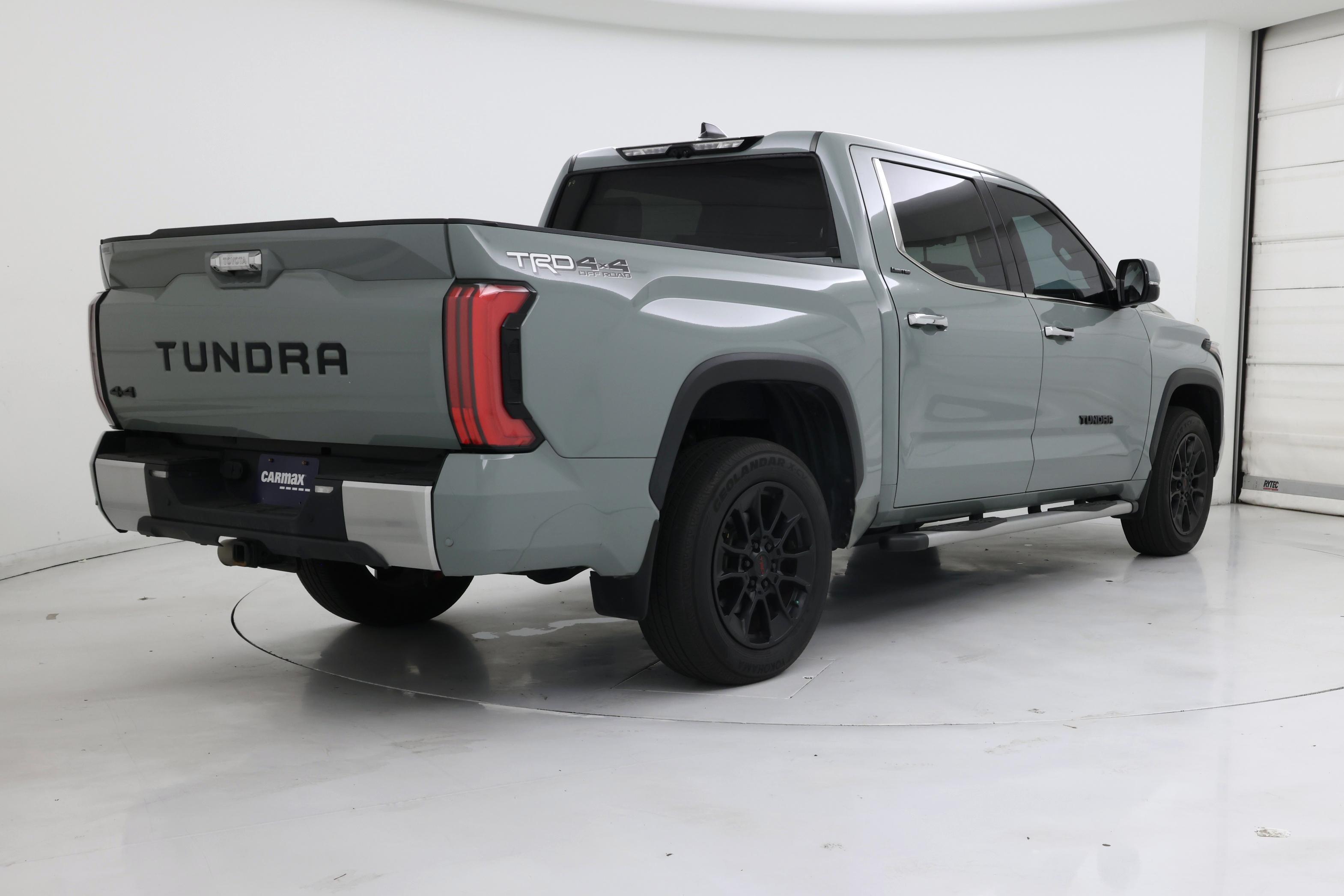Thumbnail: 2022 Toyota Tundra - 8