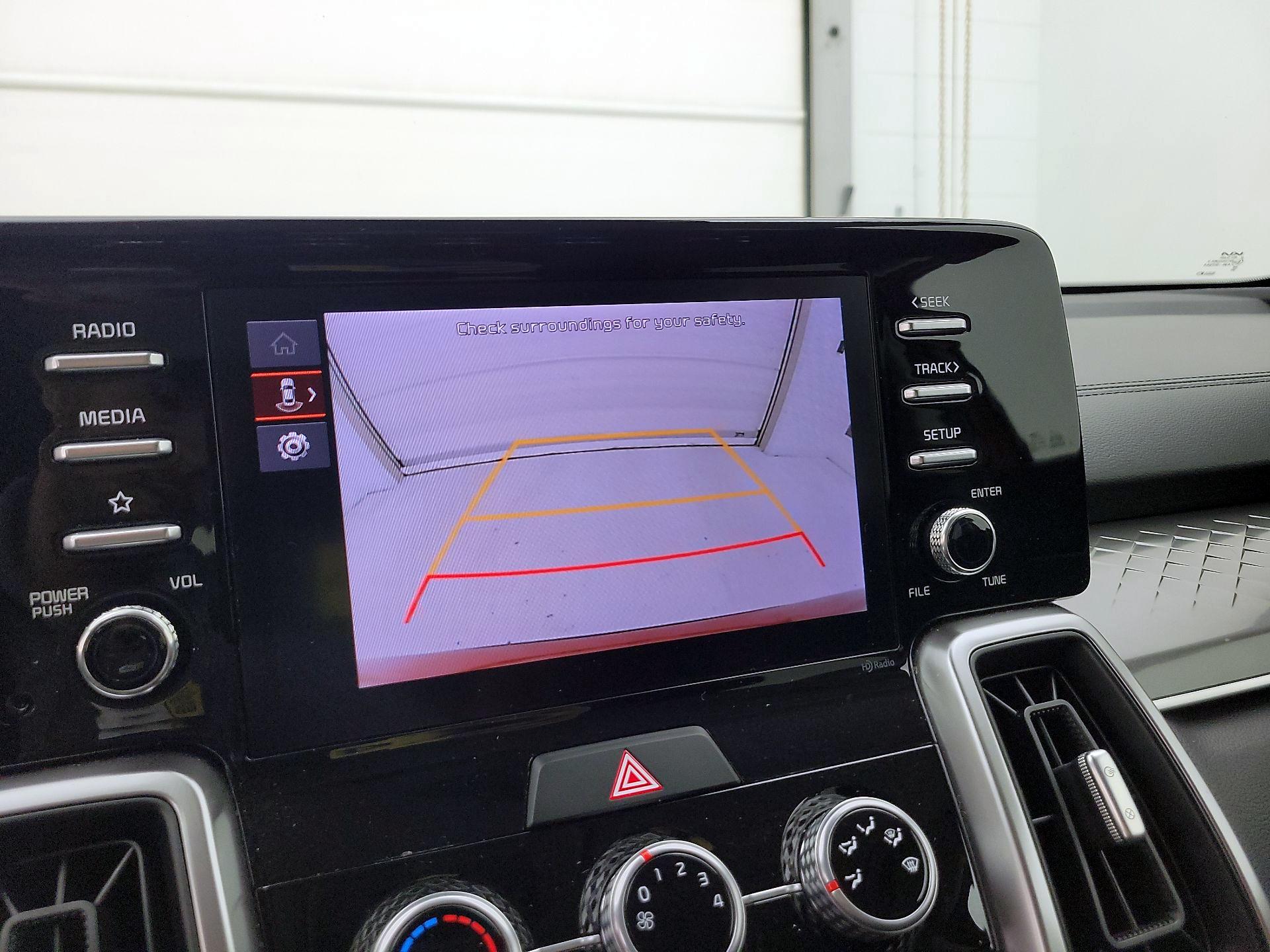 Thumbnail: 2023 Kia Sorento - 12