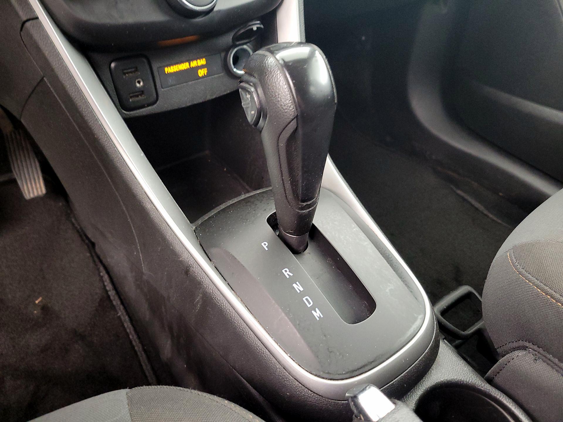 Thumbnail: 2020 Chevrolet Trax - 17