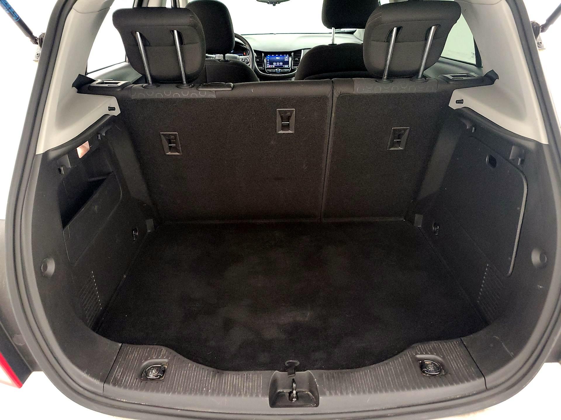 Thumbnail: 2020 Chevrolet Trax - 20