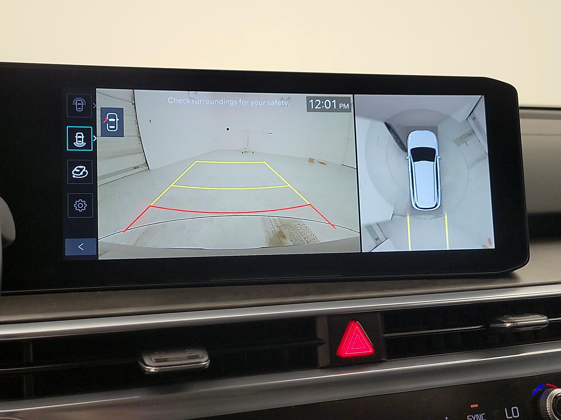 Thumbnail: 2025 Kia Sorento - 14