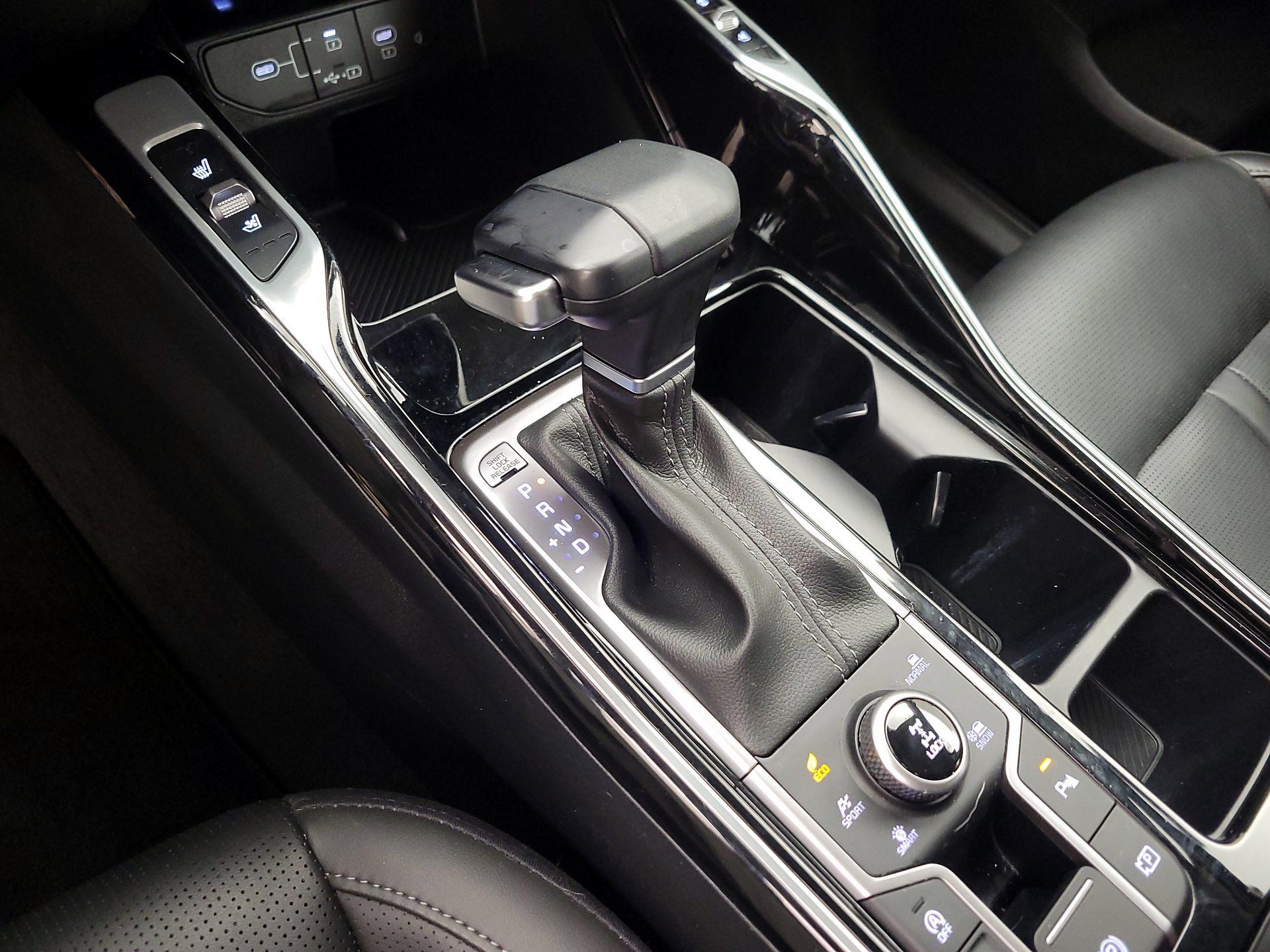 Thumbnail: 2025 Kia Sorento - 17