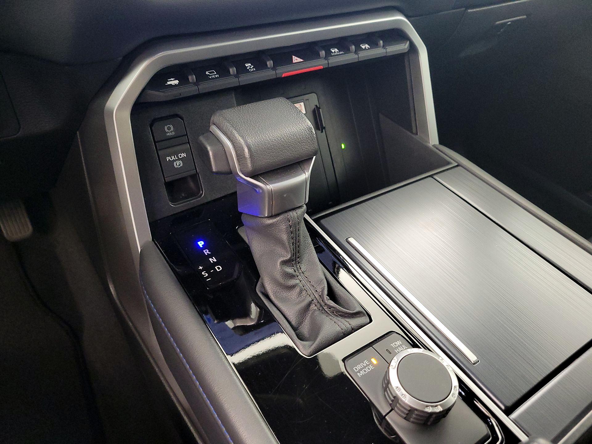 Thumbnail: 2023 Toyota Tundra - 17