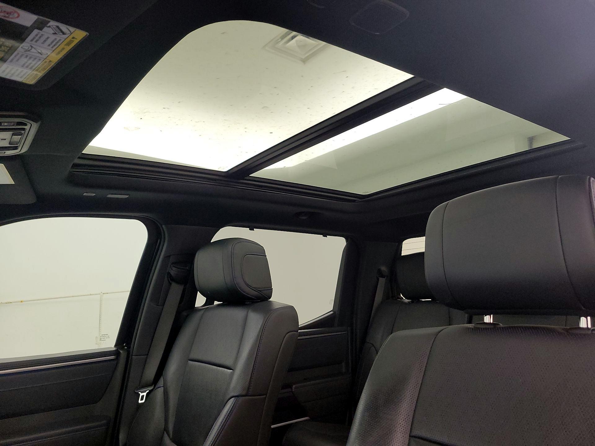 Thumbnail: 2023 Toyota Tundra - 18