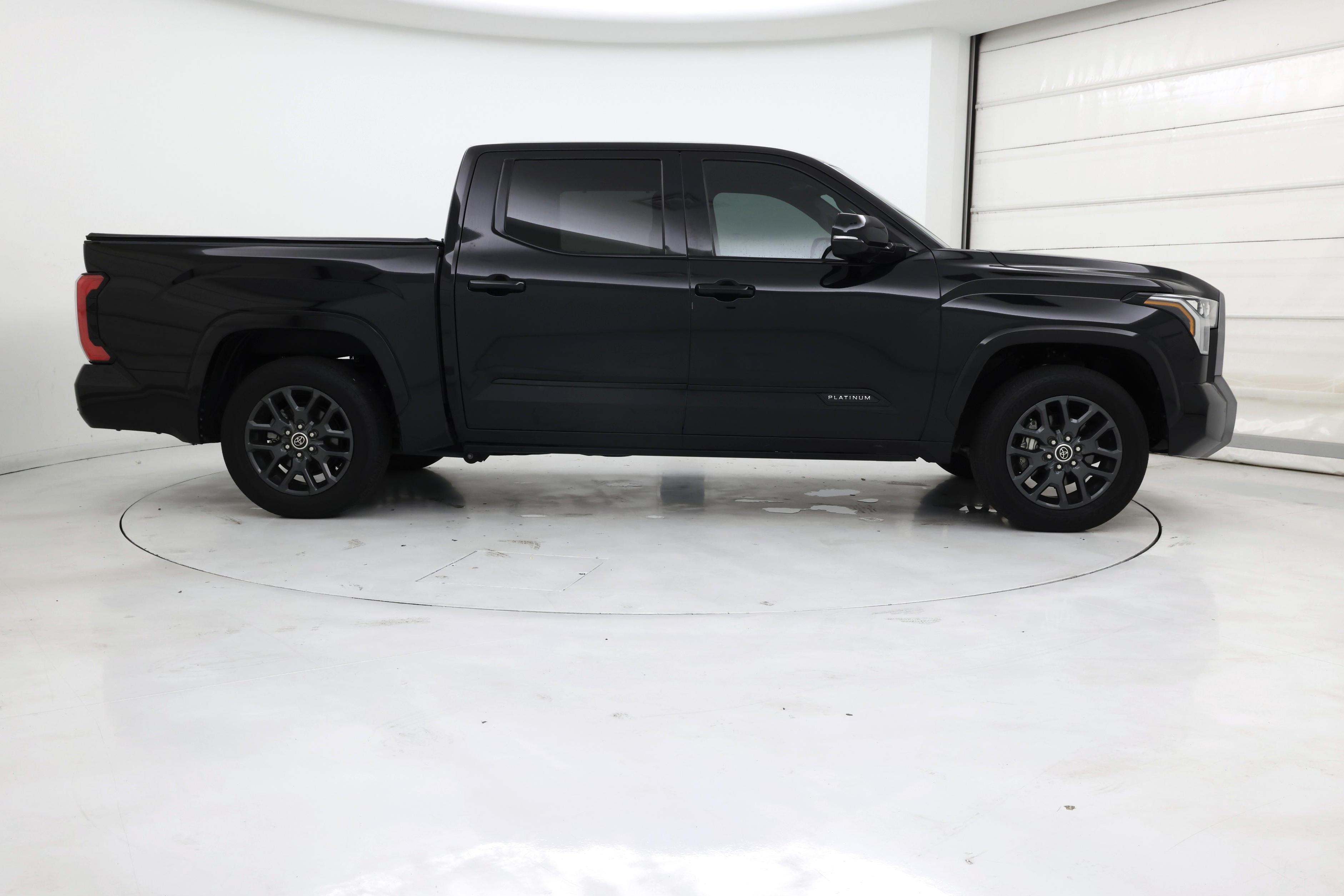 Thumbnail: 2023 Toyota Tundra - 7