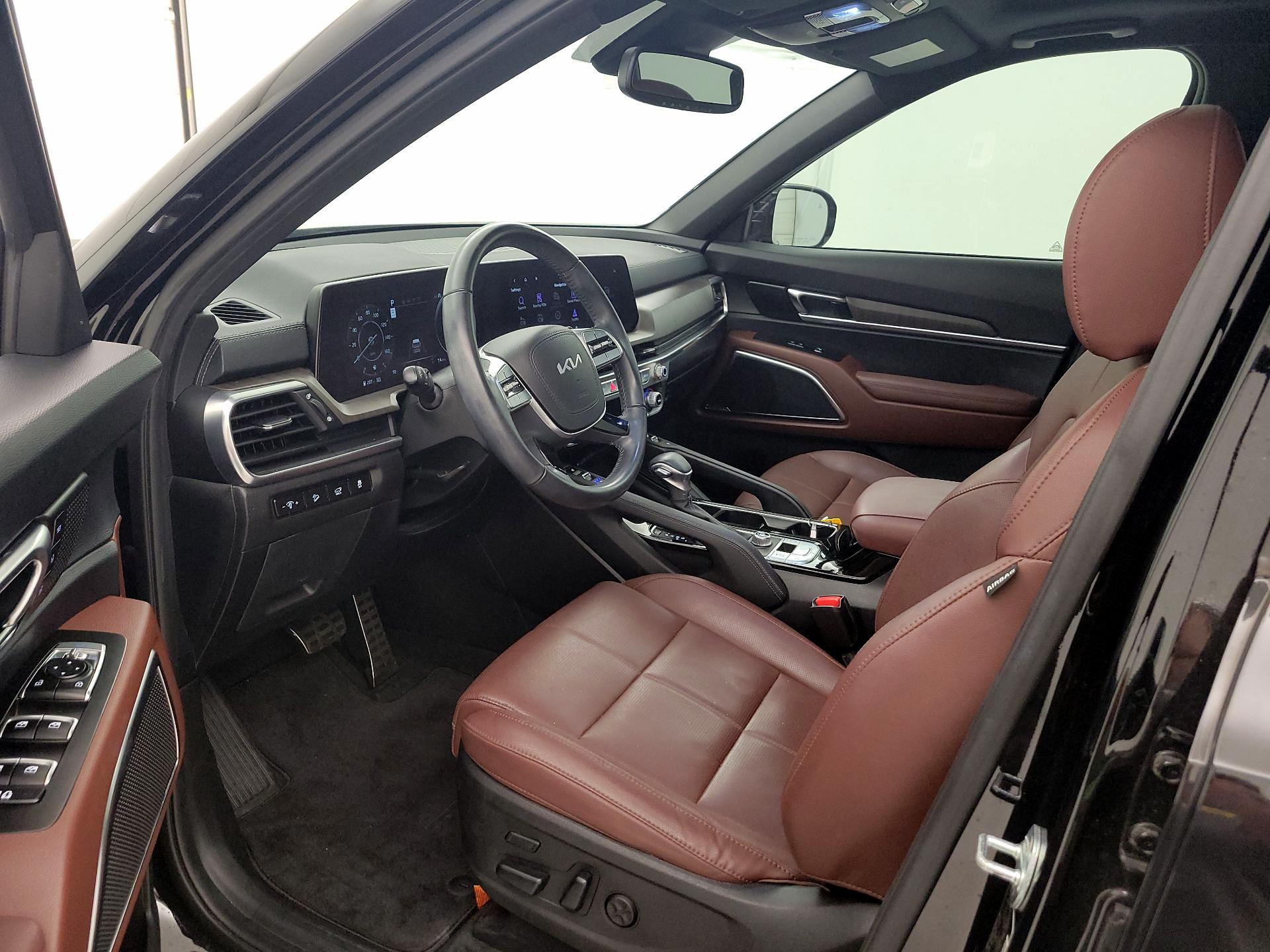 Thumbnail: 2023 Kia Telluride - 11