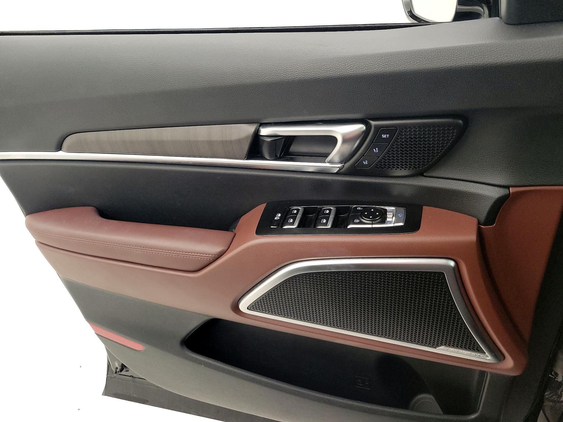 Thumbnail: 2023 Kia Telluride - 12