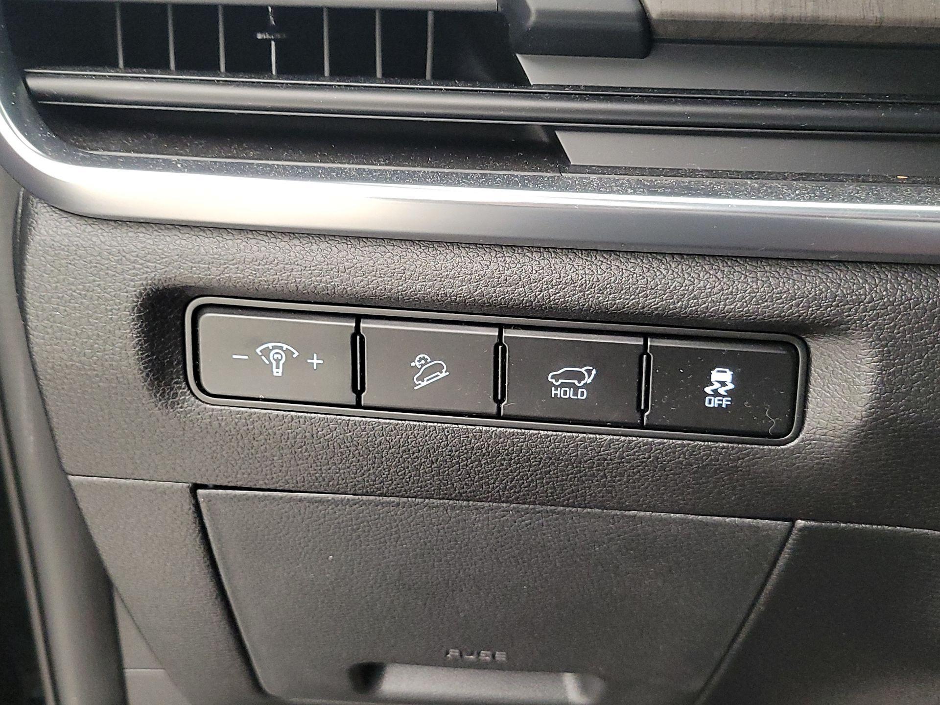 Thumbnail: 2023 Kia Telluride - 13