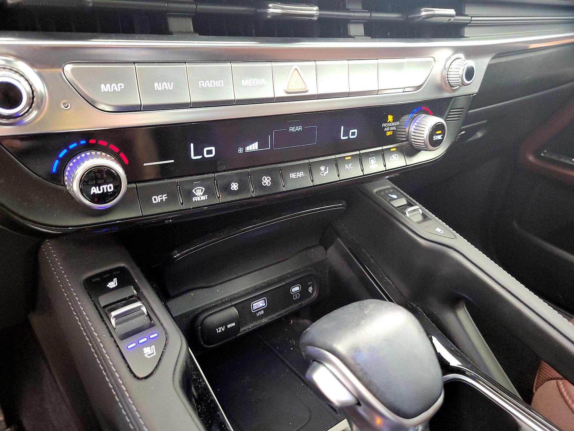 Thumbnail: 2023 Kia Telluride - 17