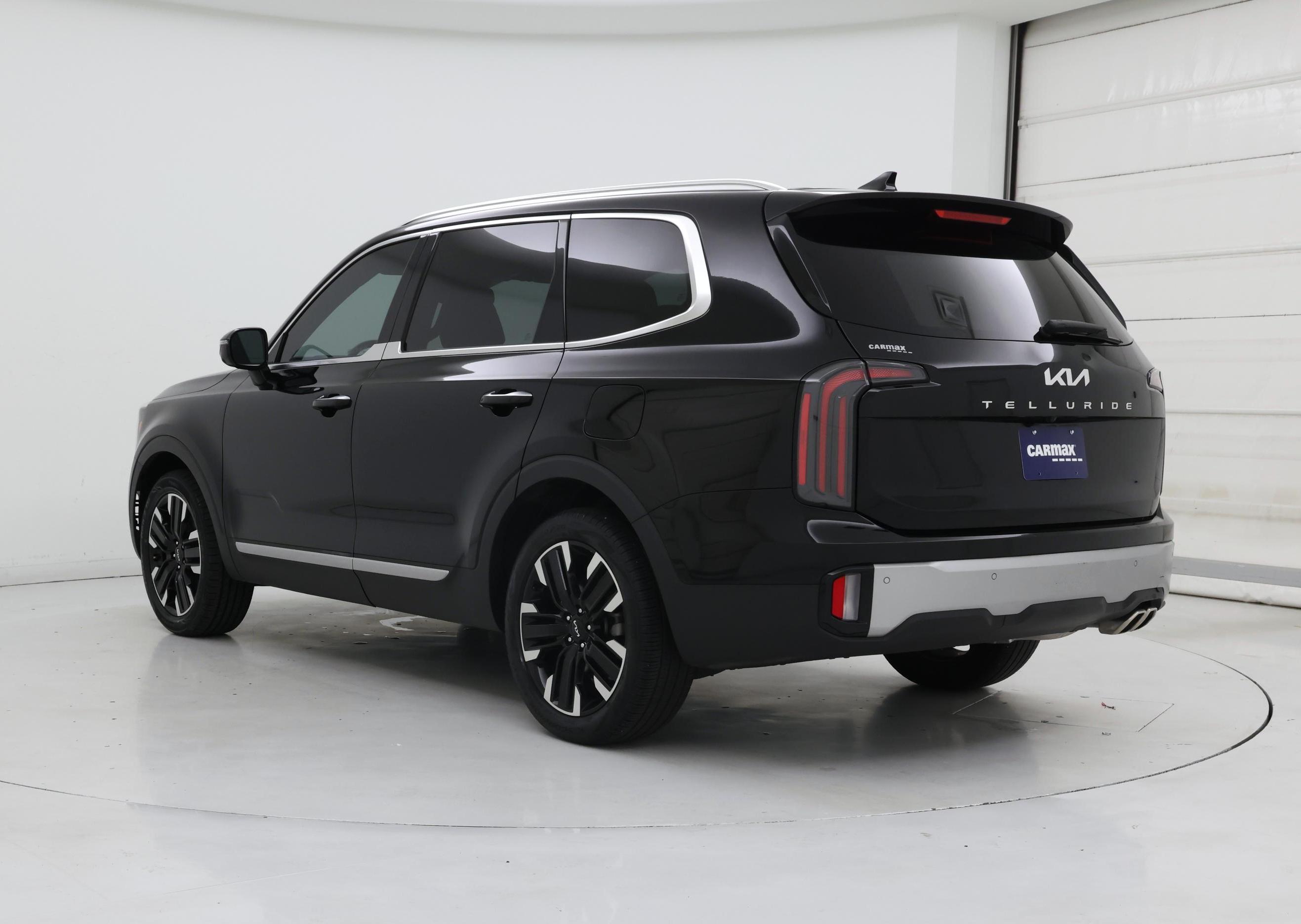 Thumbnail: 2023 Kia Telluride - 2