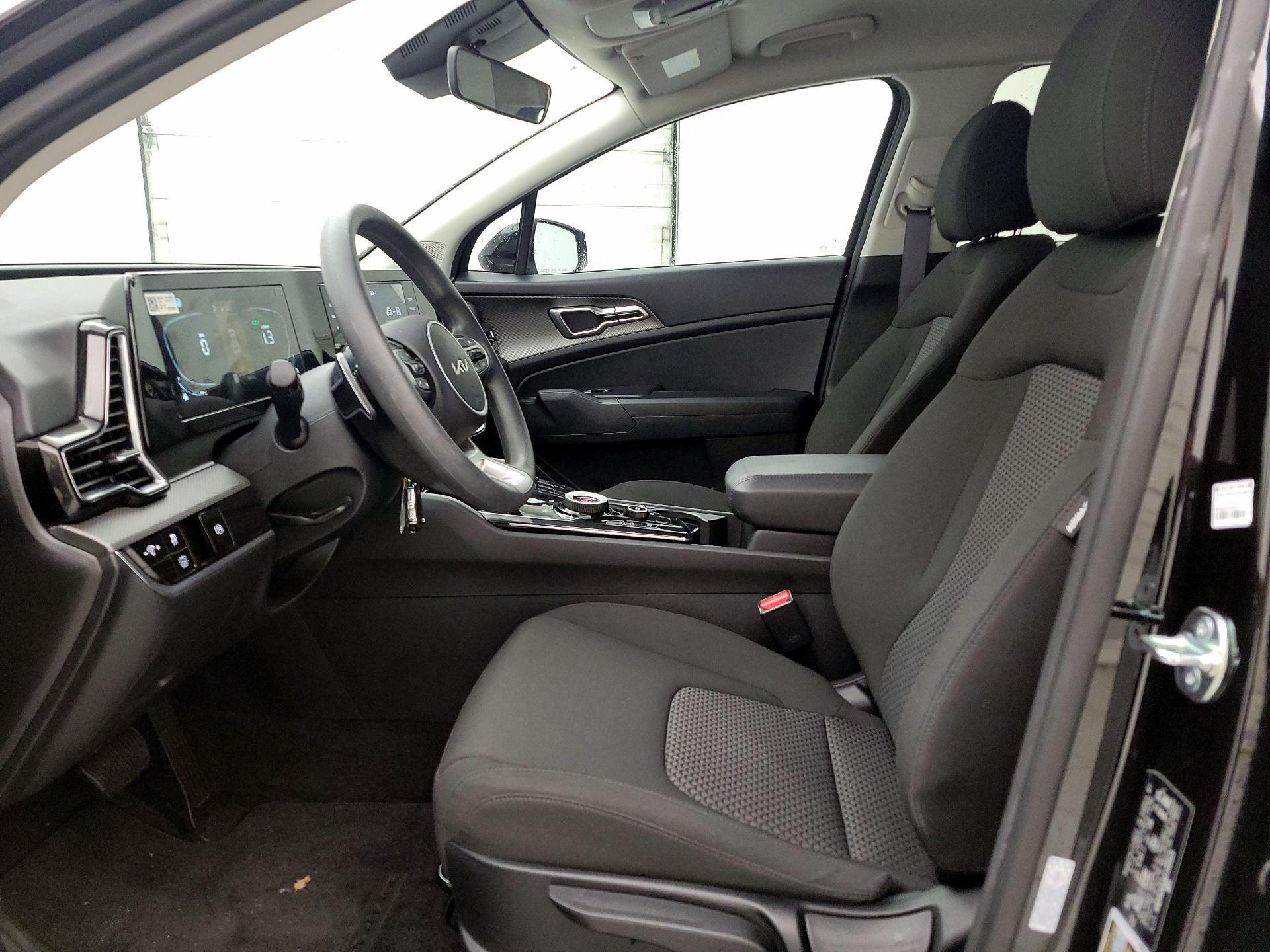 Thumbnail: 2025 Kia Sportage - 11