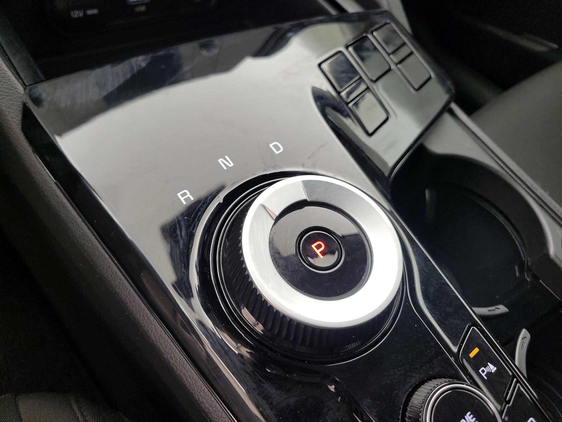 Thumbnail: 2025 Kia Sportage - 17