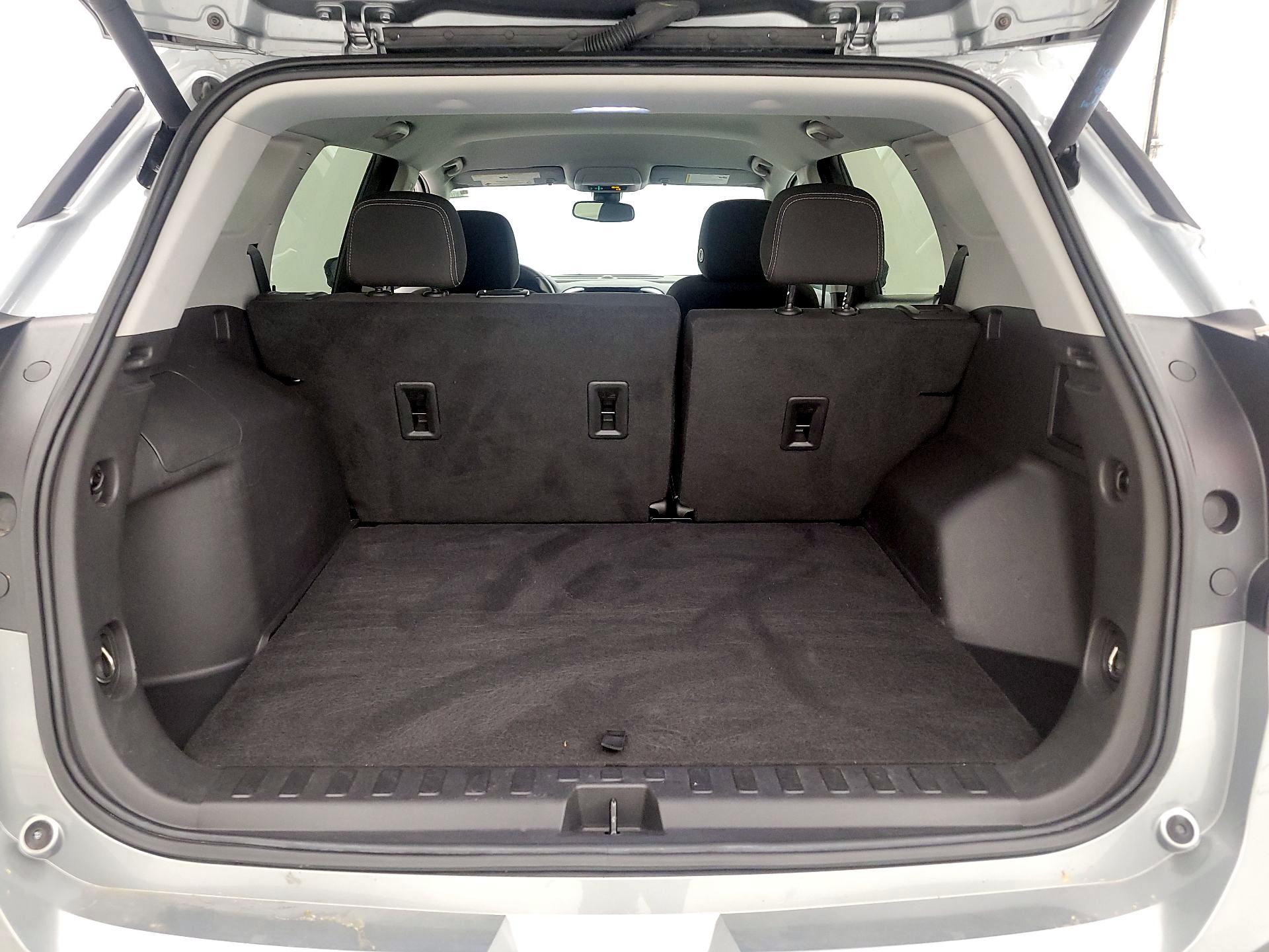 Thumbnail: 2023 GMC Terrain - 20