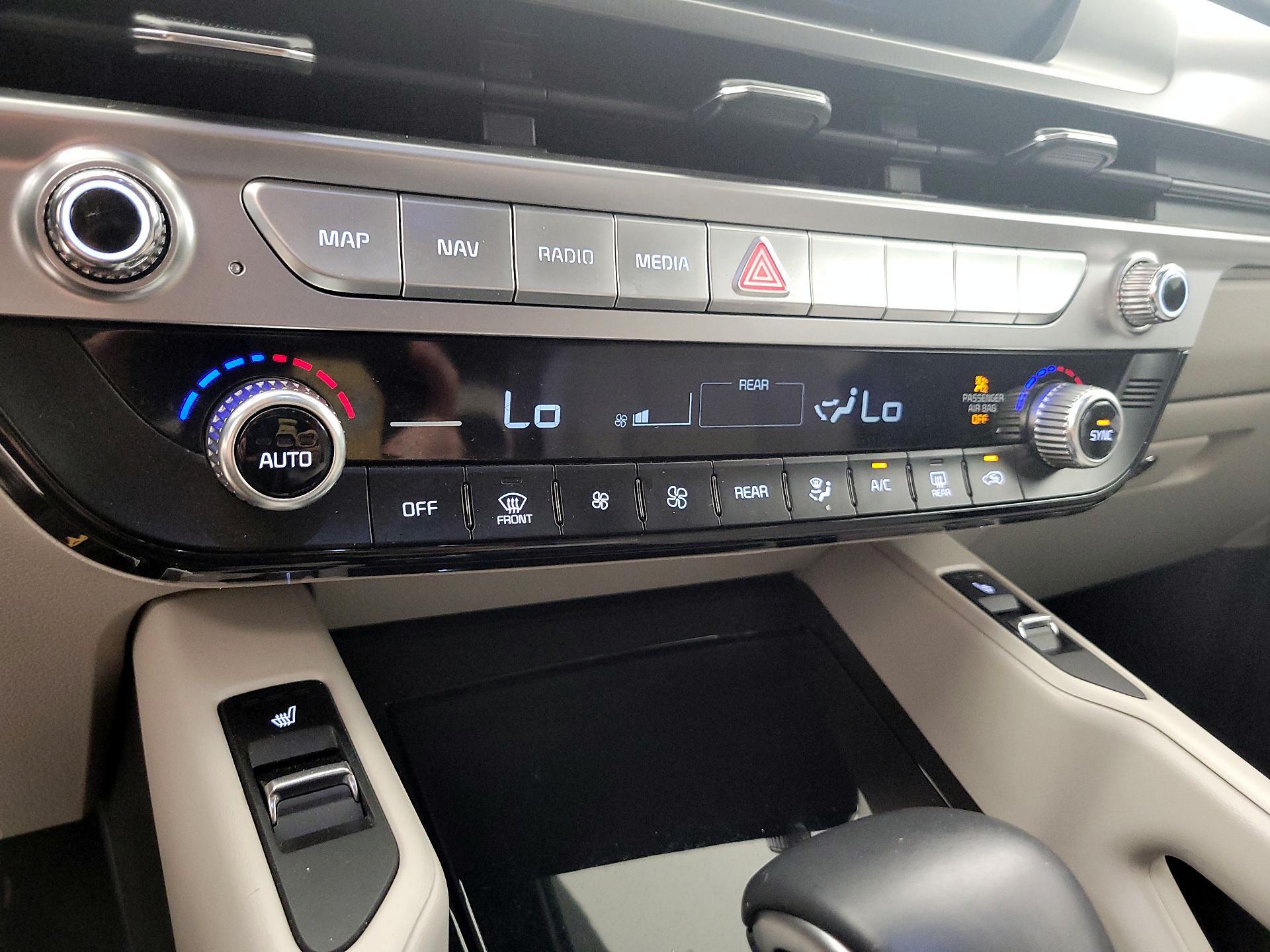 Thumbnail: 2025 Kia Telluride - 17