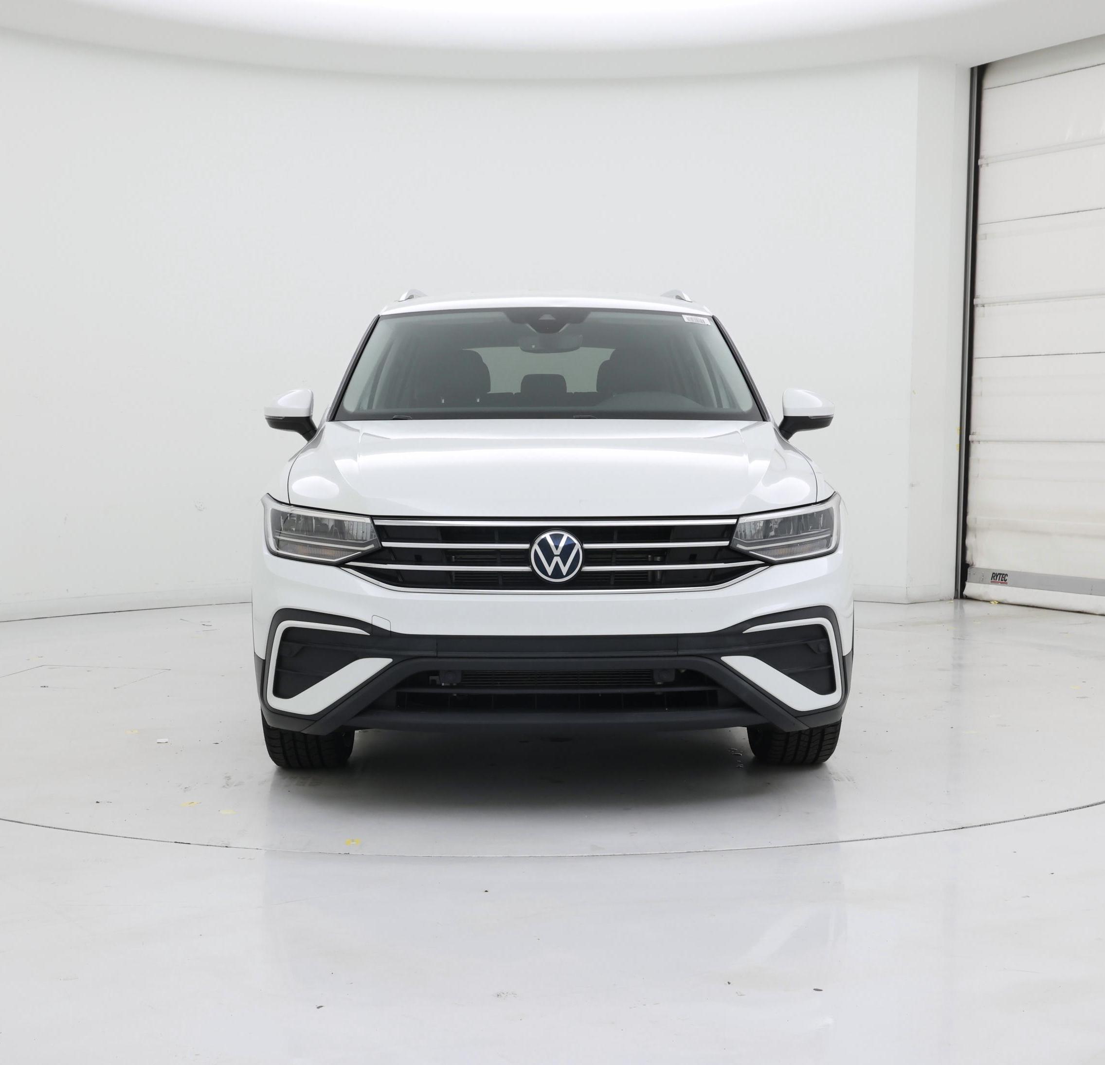 Thumbnail: 2023 Volkswagen Tiguan - 5