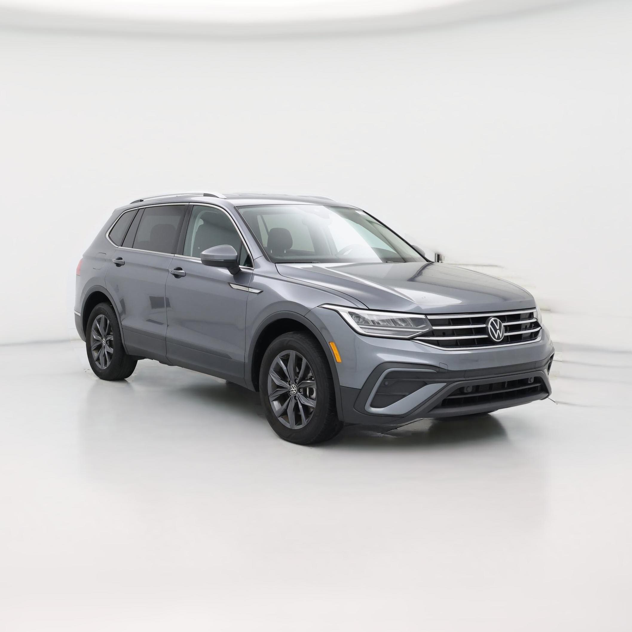 Thumbnail: 2023 Volkswagen Tiguan - 1