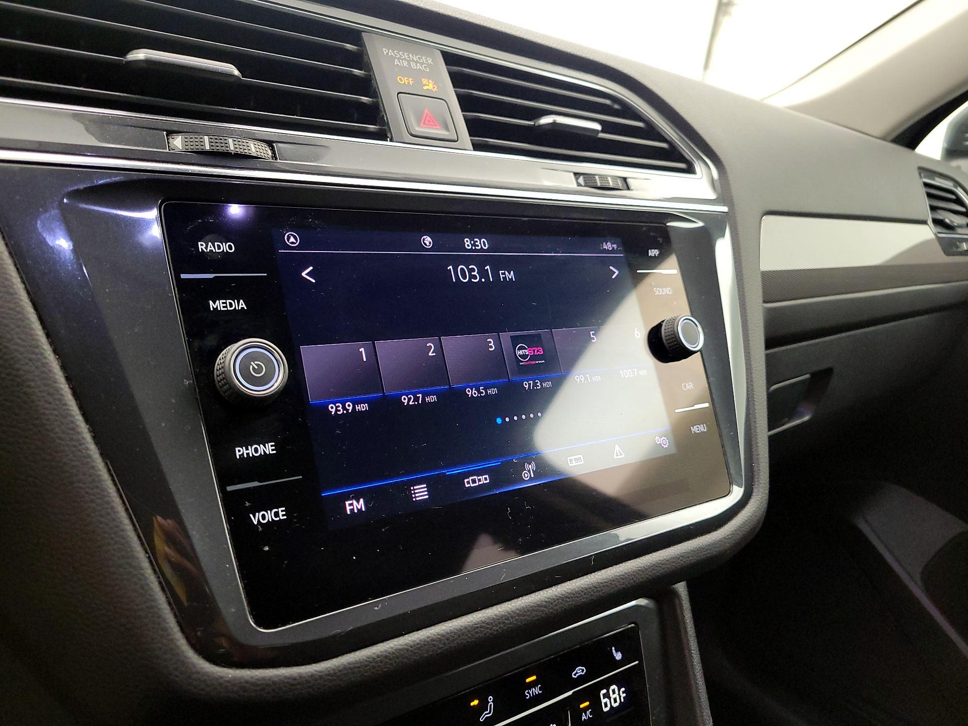 Thumbnail: 2023 Volkswagen Tiguan - 15