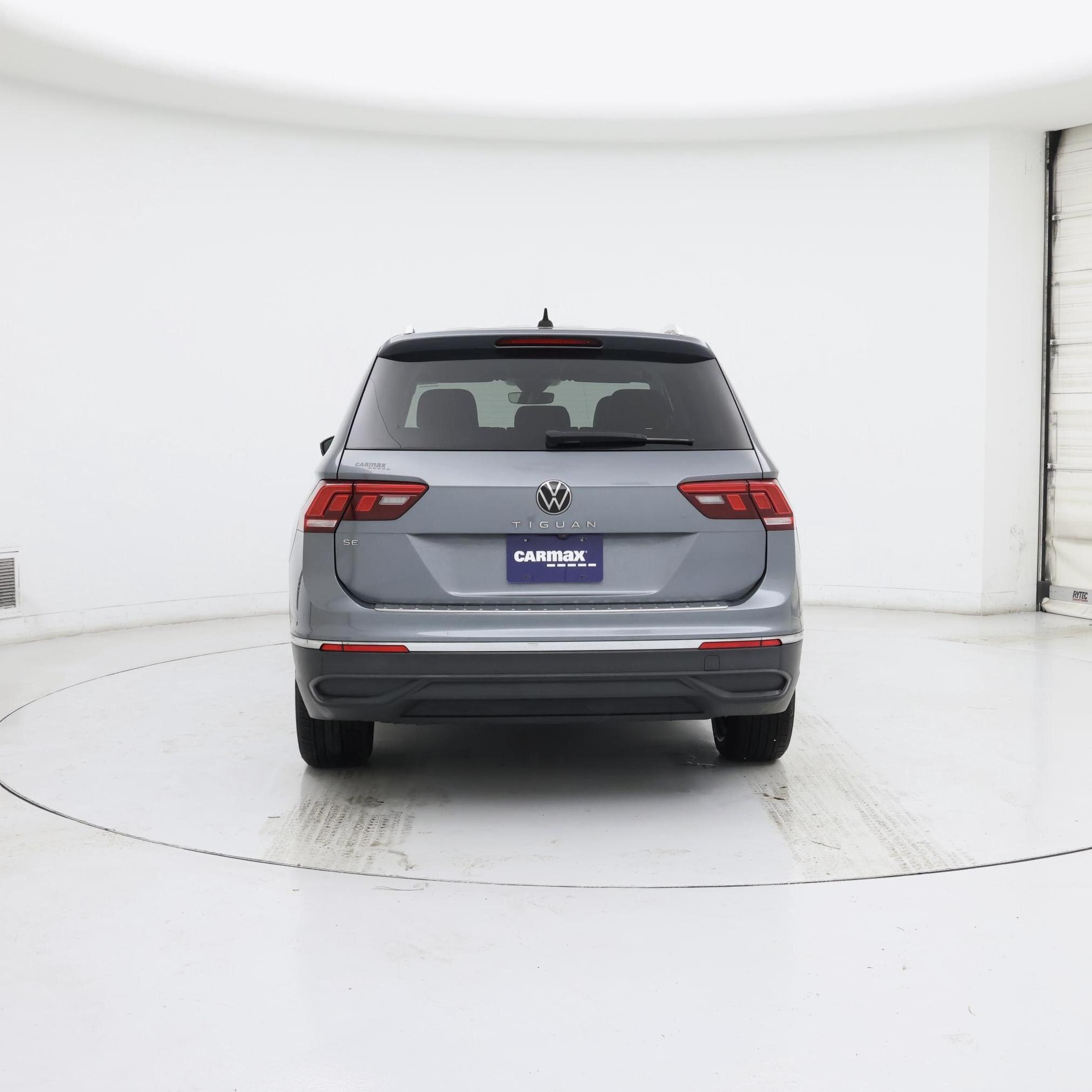 Thumbnail: 2023 Volkswagen Tiguan - 6