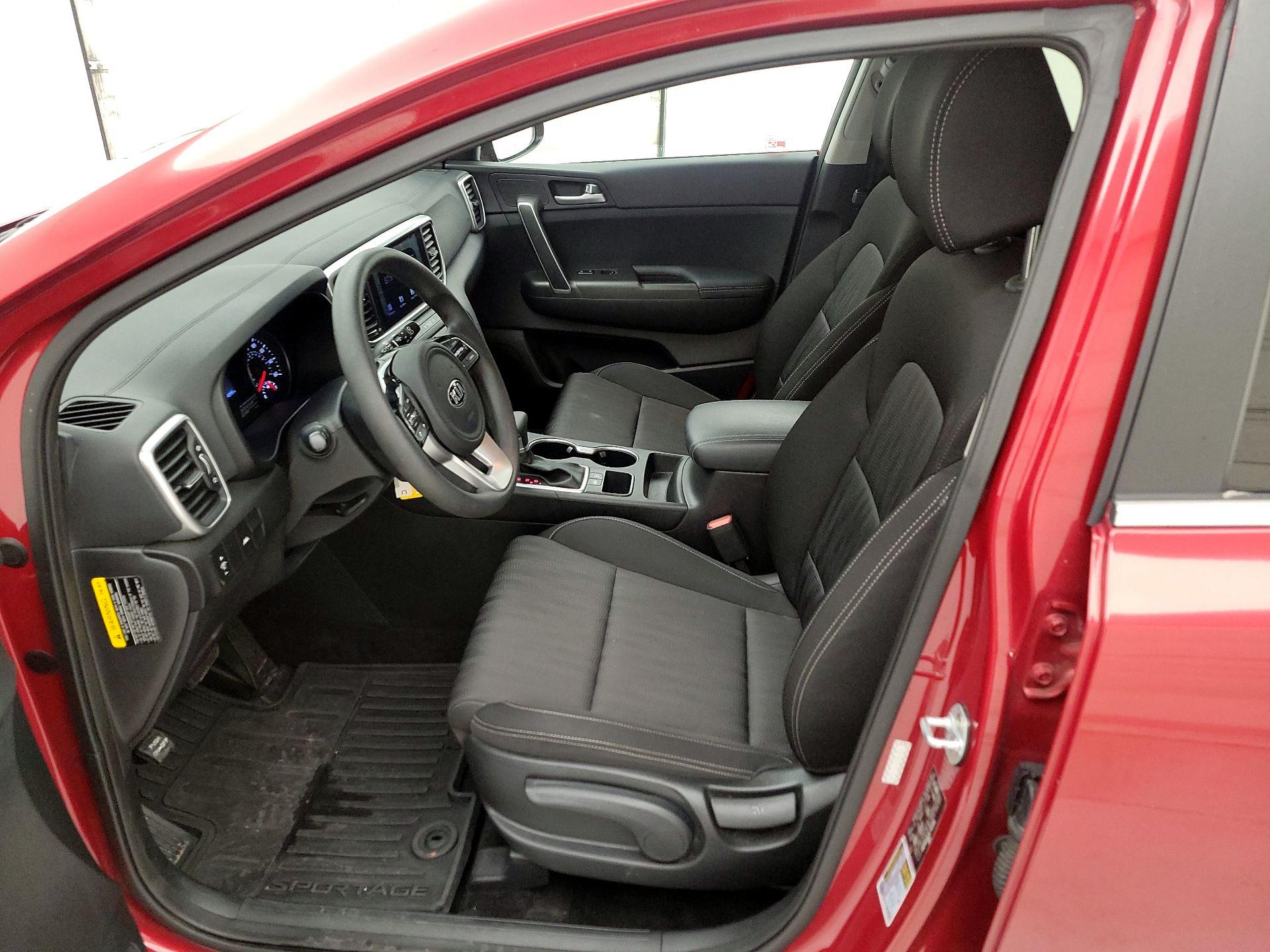 Thumbnail: 2020 Kia Sportage - 11