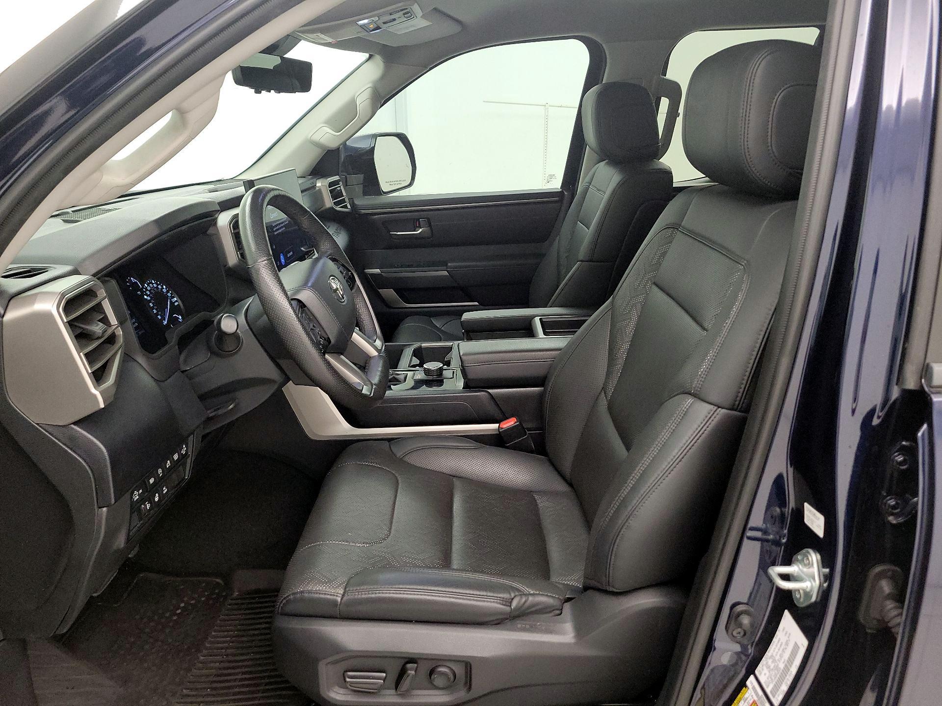 Thumbnail: 2023 Toyota Tundra - 9