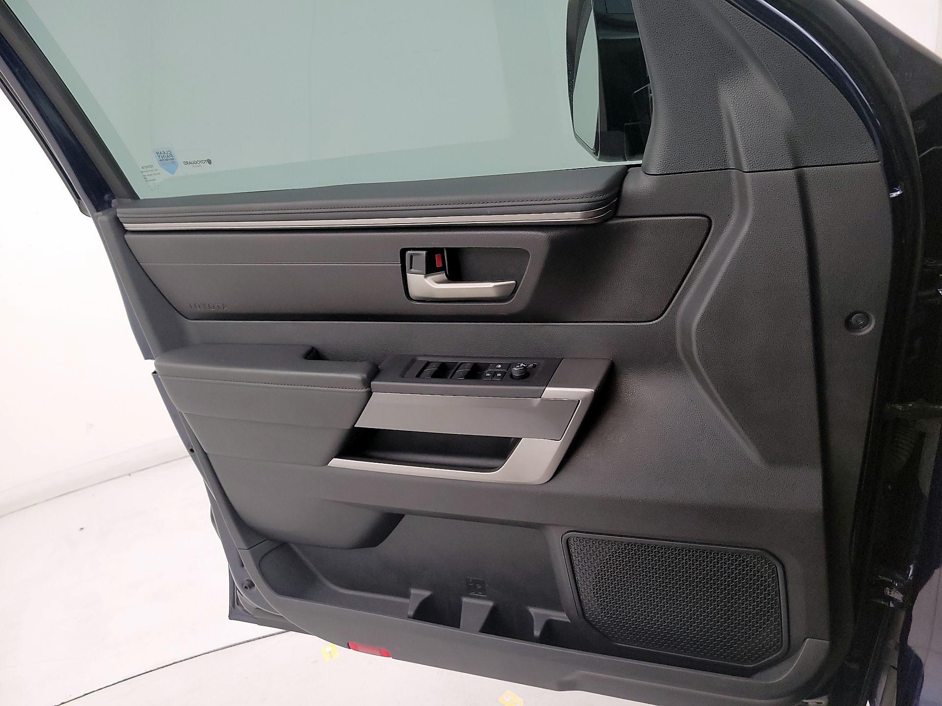 Thumbnail: 2023 Toyota Tundra - 10