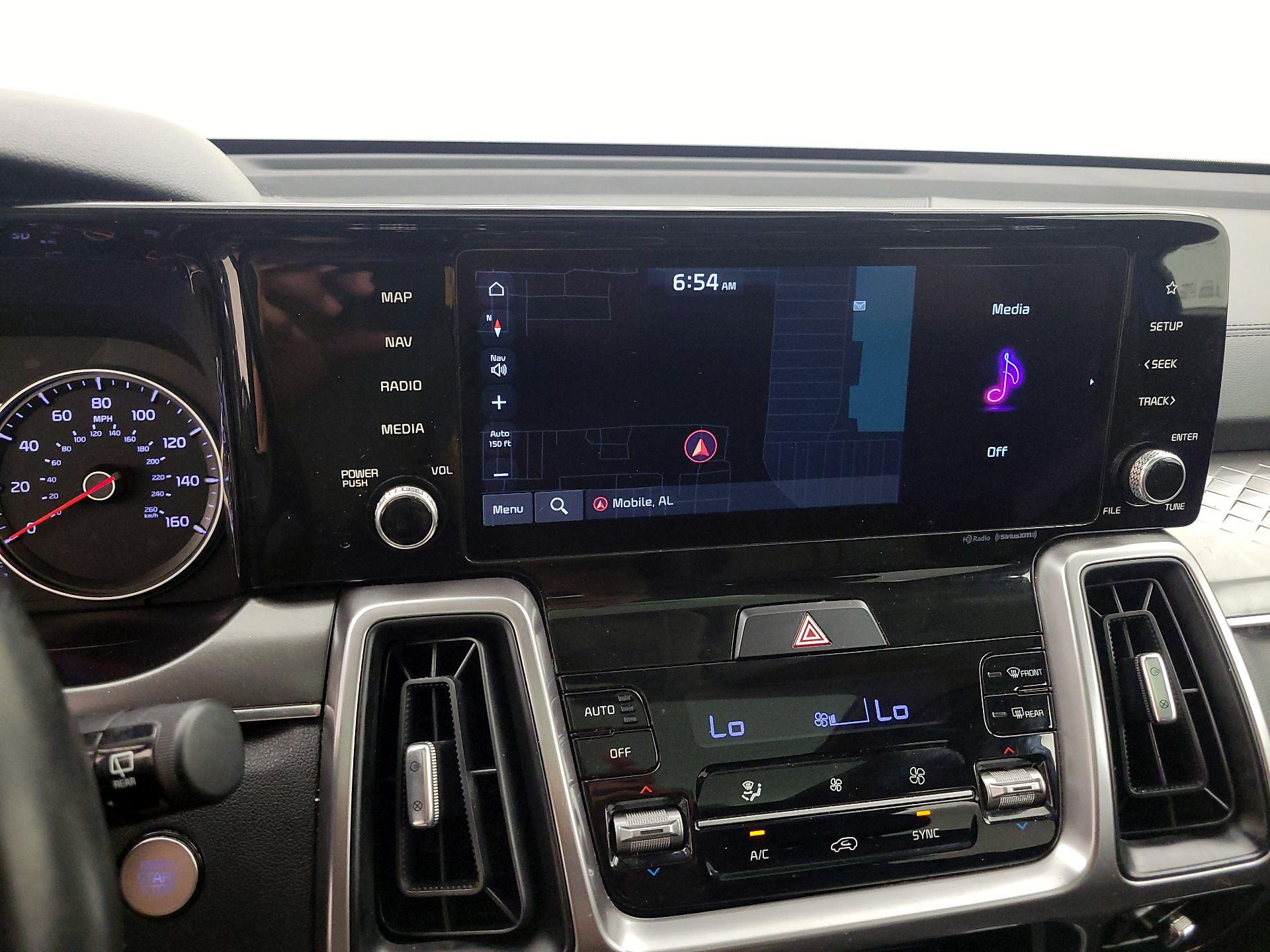 Thumbnail: 2023 Kia Sorento - 14